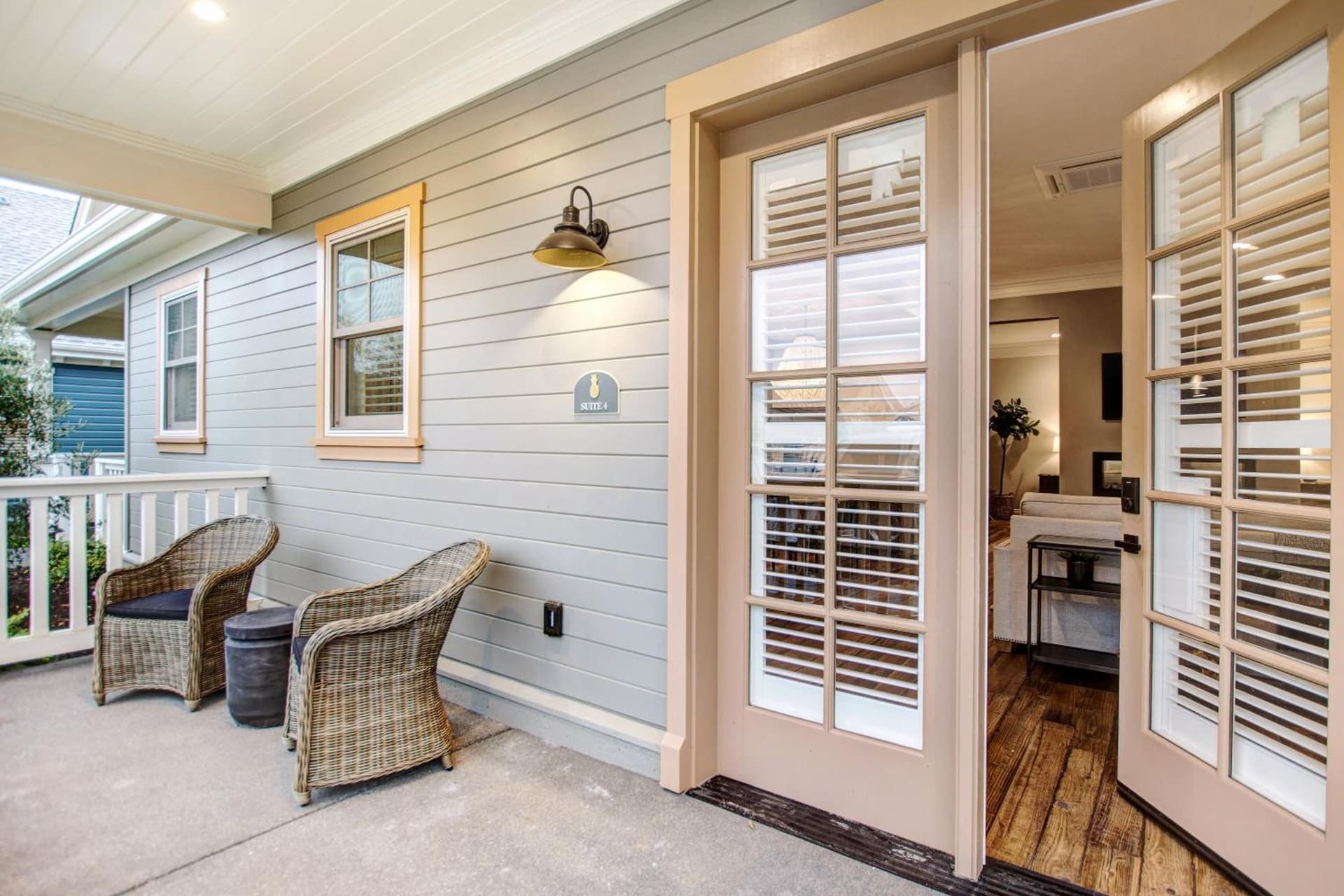 Sonoma Bungalows interior in Sonoma, CA — gallery photo 2