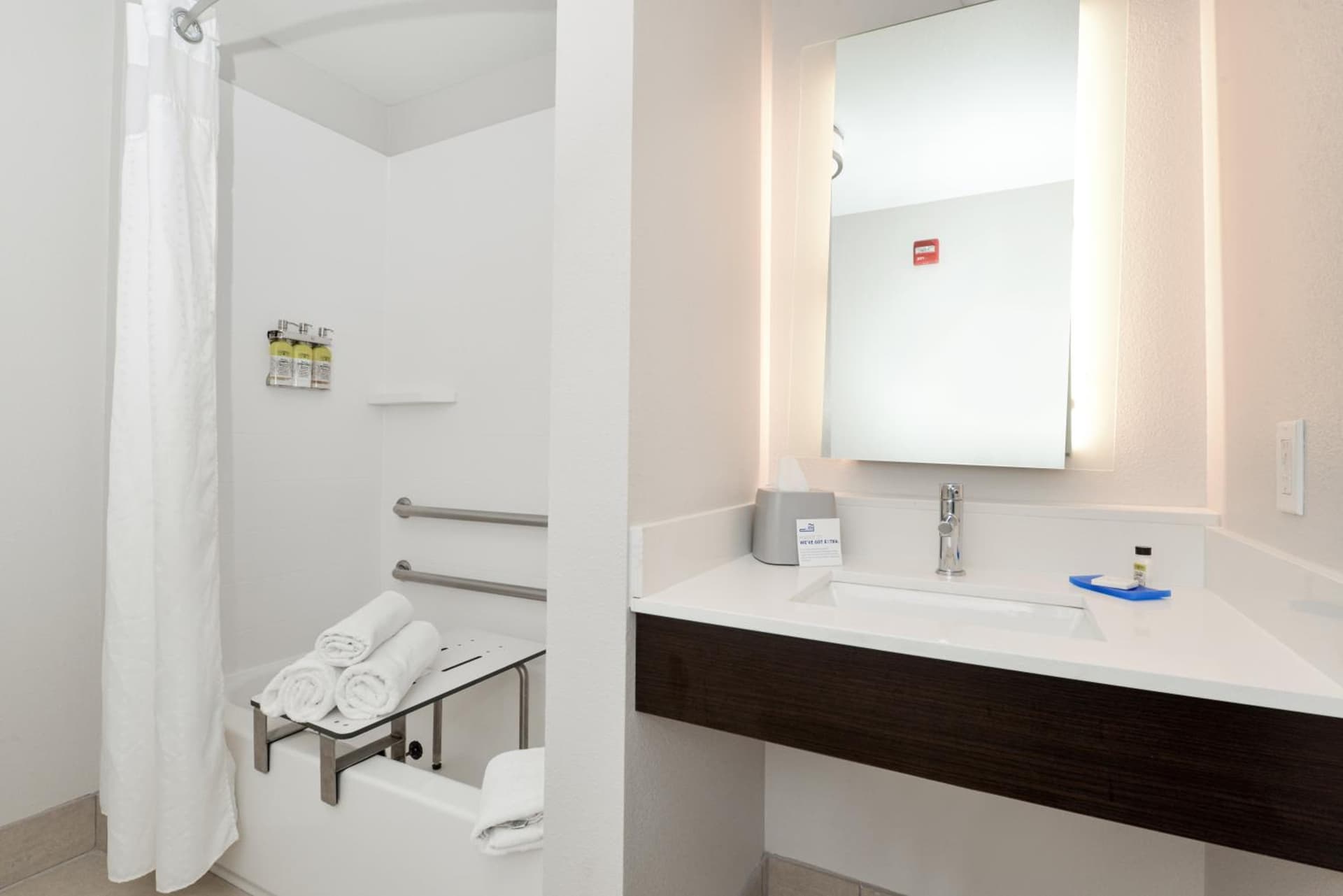 Holiday Inn Express & Suites Pueblo by IHG gallery photo in Pueblo, CO — image 32
