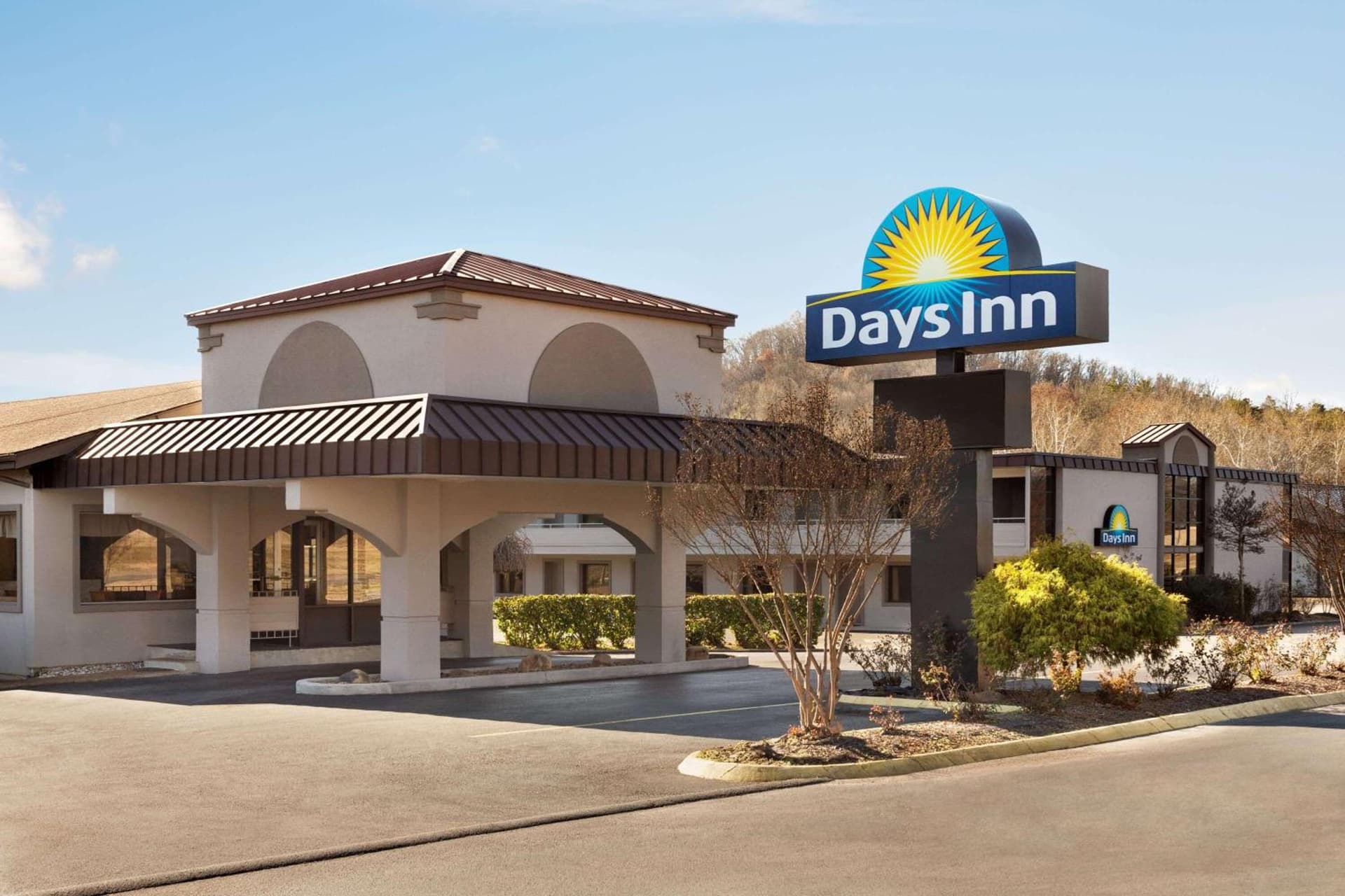 Days Inn by Wyndham Oak Ridge Knoxville featured exterior or lobby in Oak Ridge, TN — similar hotel
