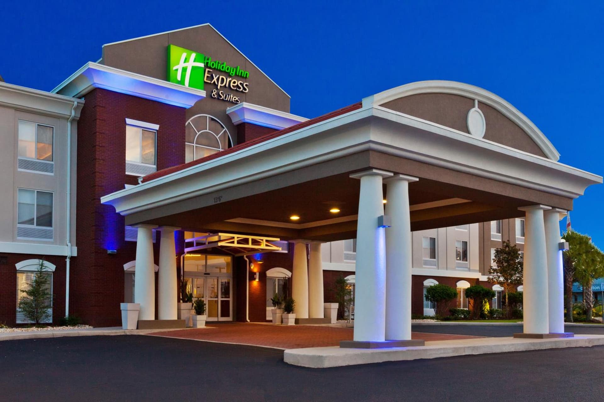 Holiday Inn Express Hotel & Suites Dothan North by IHG featured exterior or lobby in Dothan, AL — similar hotel