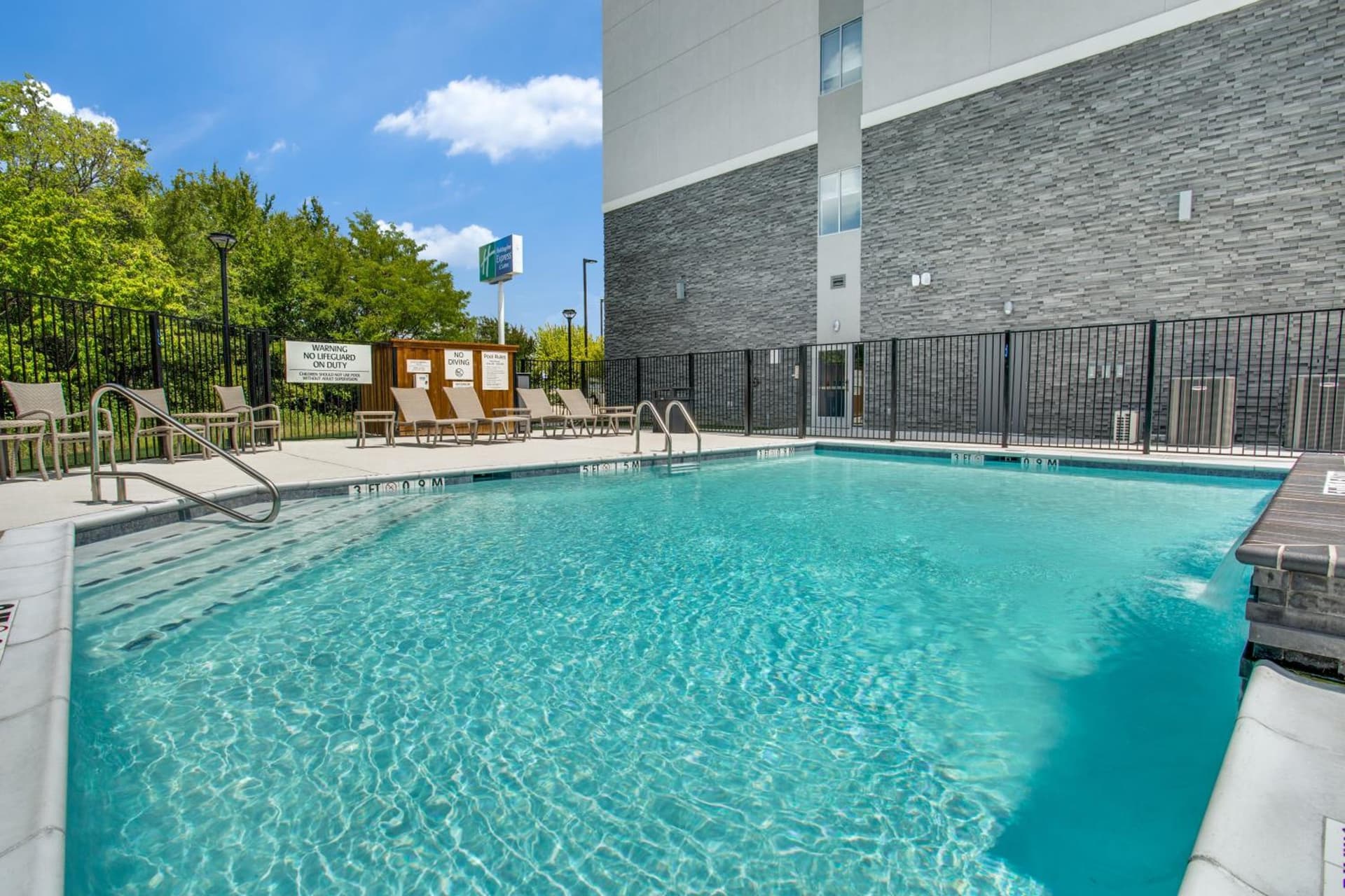 Holiday Inn Express & Suites - Denton South by IHG gallery photo in Denton, TX — image 14