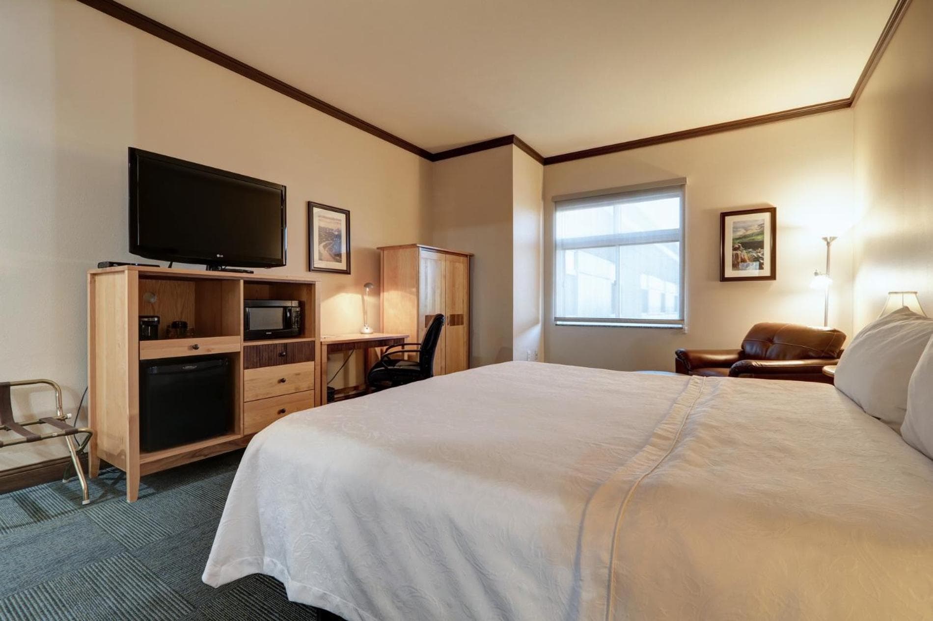 Dimond Center Hotel gallery photo in Anchorage, AK — image 37