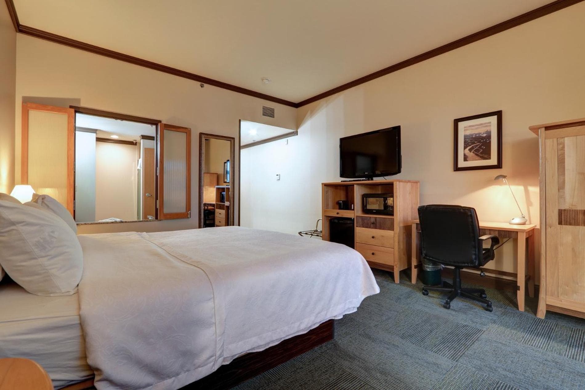 Dimond Center Hotel gallery photo in Anchorage, AK — image 22