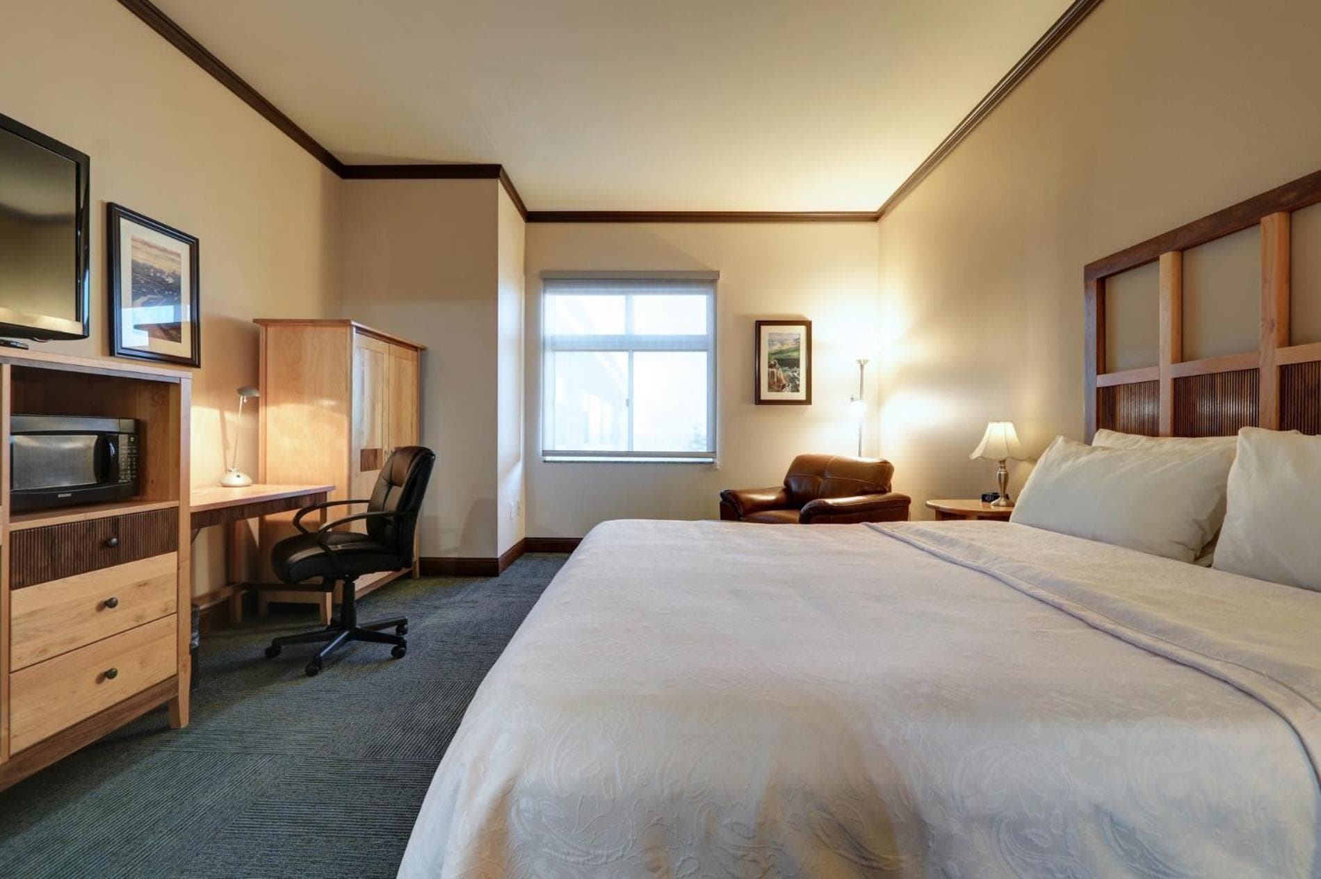 Dimond Center Hotel gallery photo in Anchorage, AK — image 33