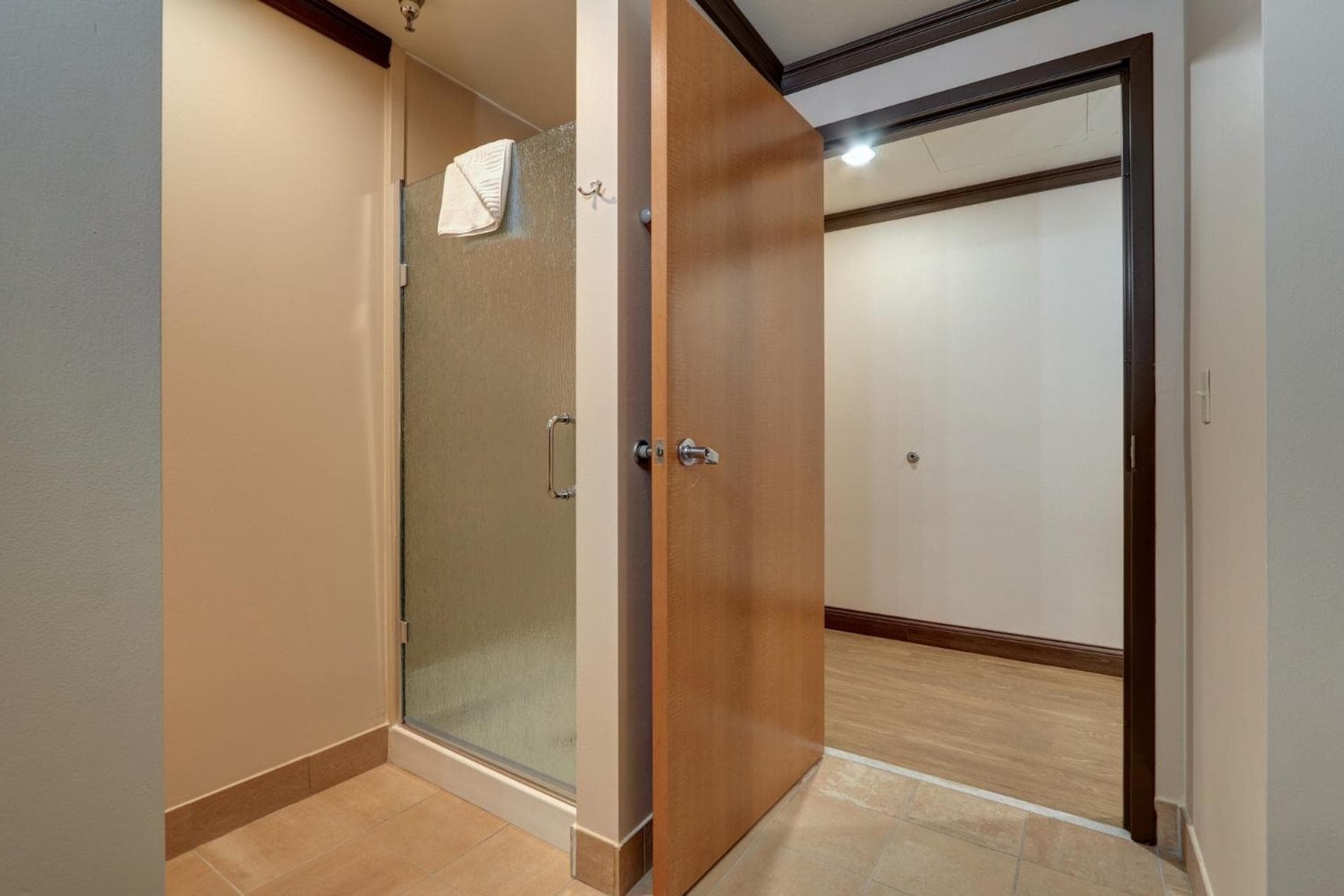 Dimond Center Hotel gallery photo in Anchorage, AK — image 17