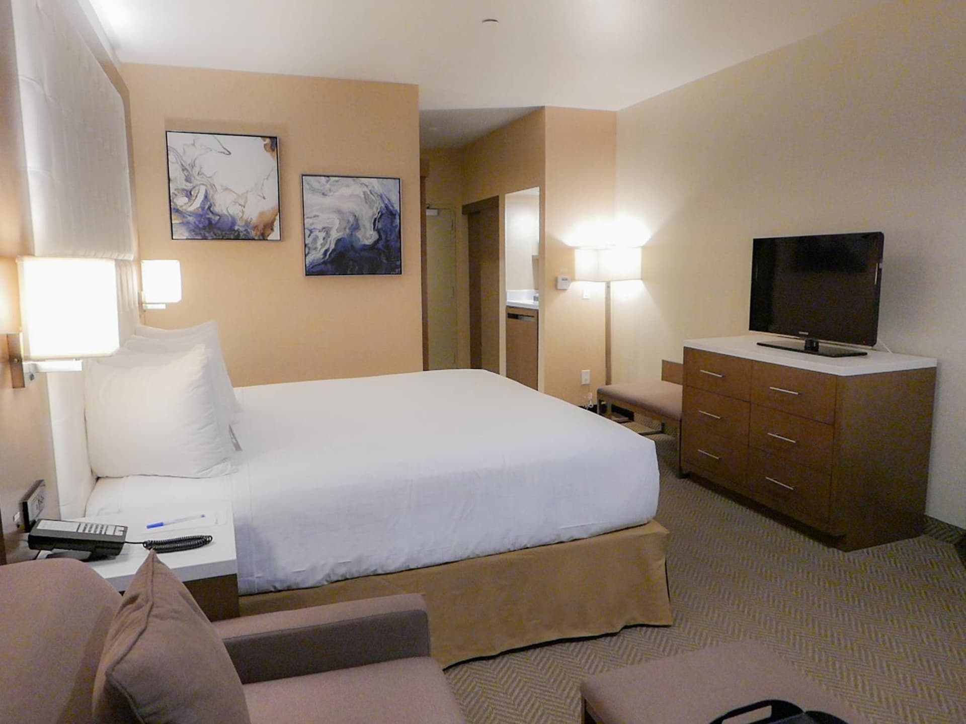 Wyndham Anaheim gallery photo in Anaheim, CA — image 21