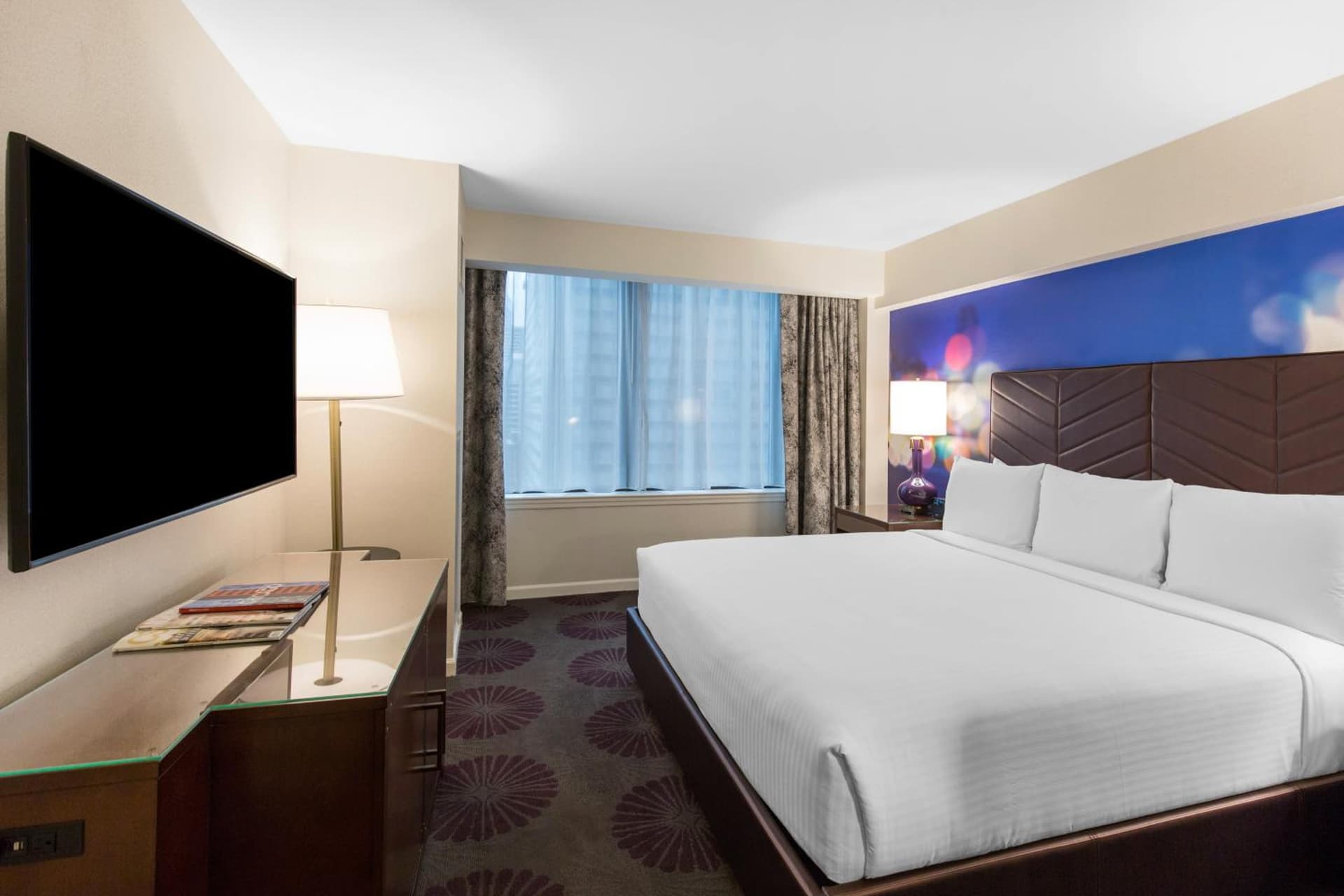The Chicago Hotel Collection Magnificent Mile interior in Chicago, IL — gallery photo 2
