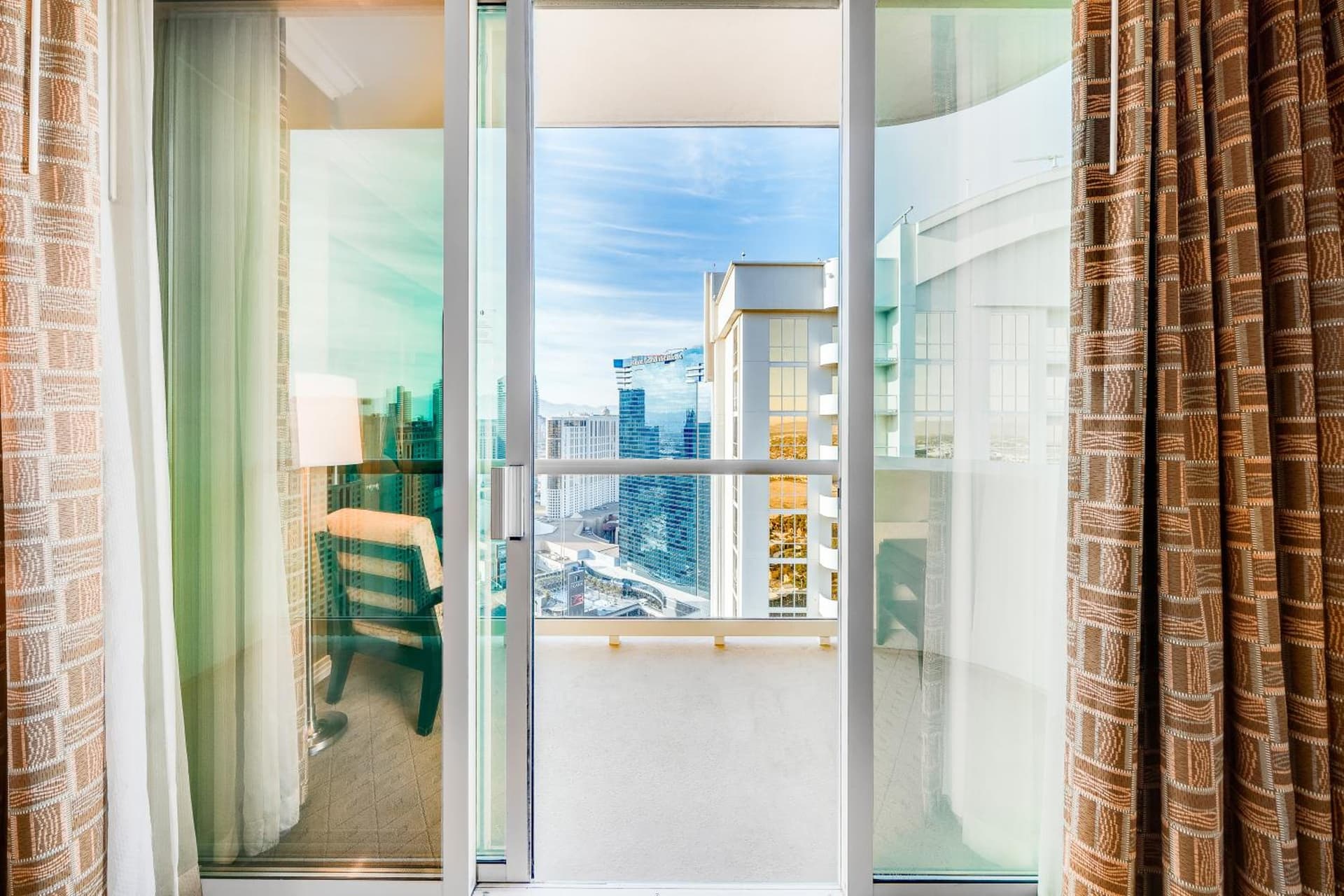 Jet Luxury at The Signature Condo Hotel gallery photo in Las Vegas, NV — image 42