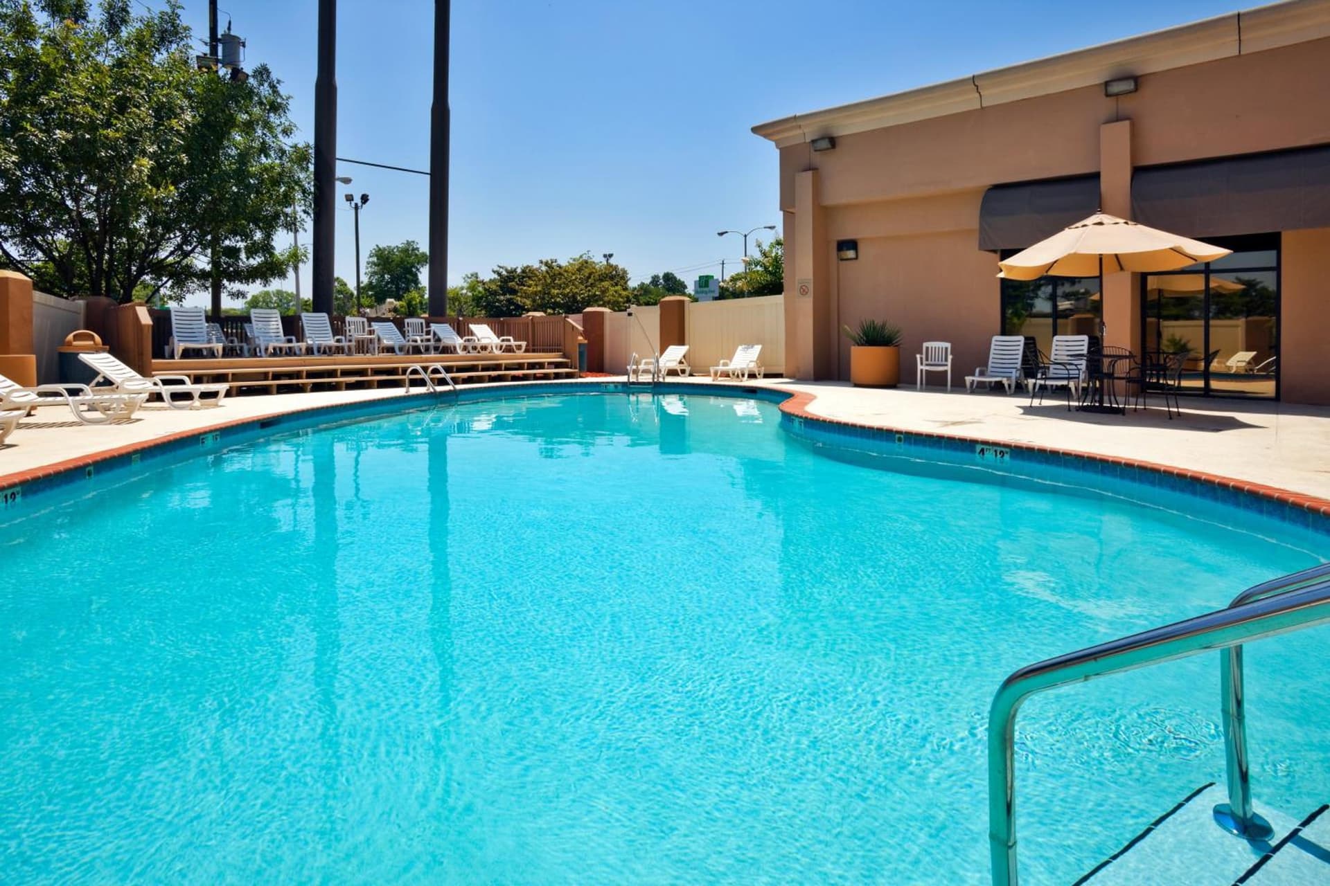 Holiday Inn Birmingham-Airport by IHG gallery photo in Birmingham, AL — image 16