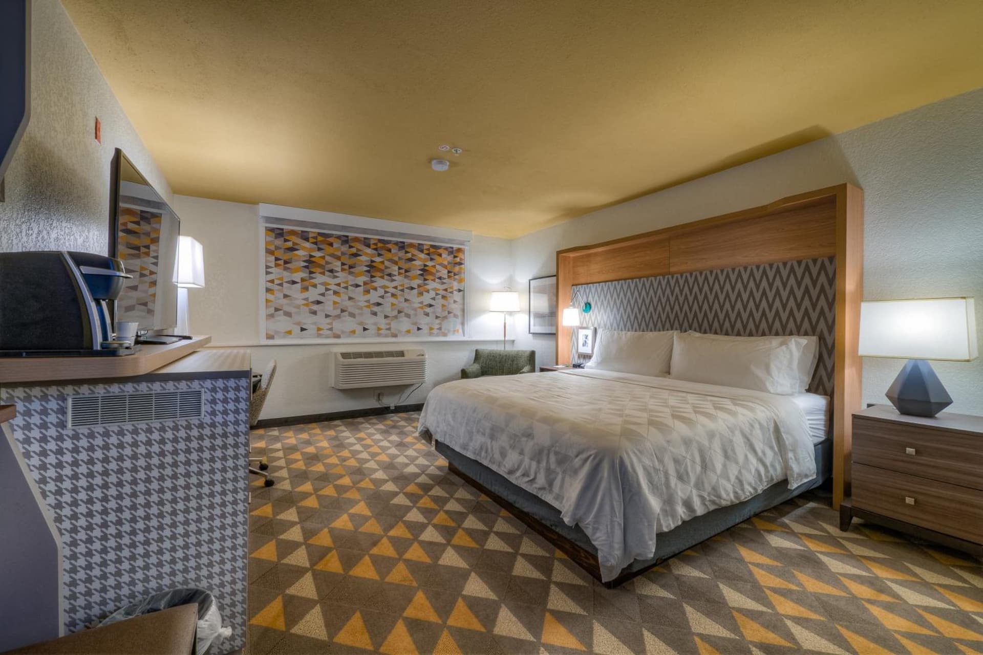 Holiday Inn Tacoma Mall by IHG gallery photo in Tacoma, WA — image 8