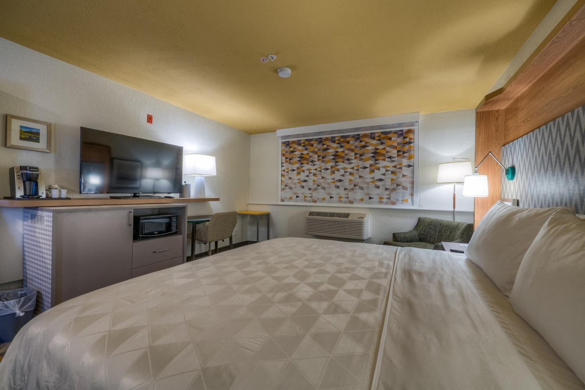 Holiday Inn Tacoma Mall by IHG gallery photo in Tacoma, WA — image 36