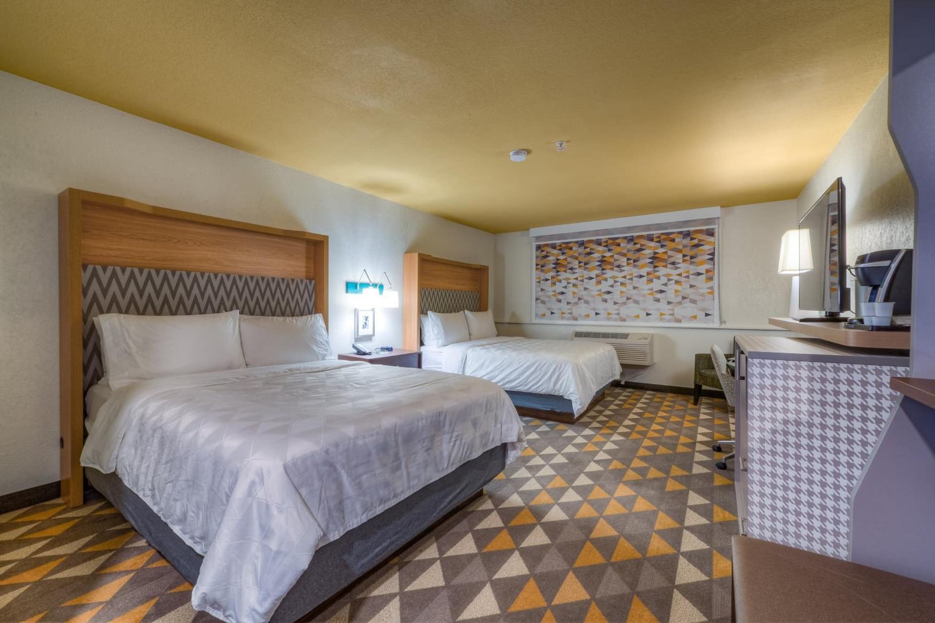 Holiday Inn Tacoma Mall by IHG gallery photo in Tacoma, WA — image 9