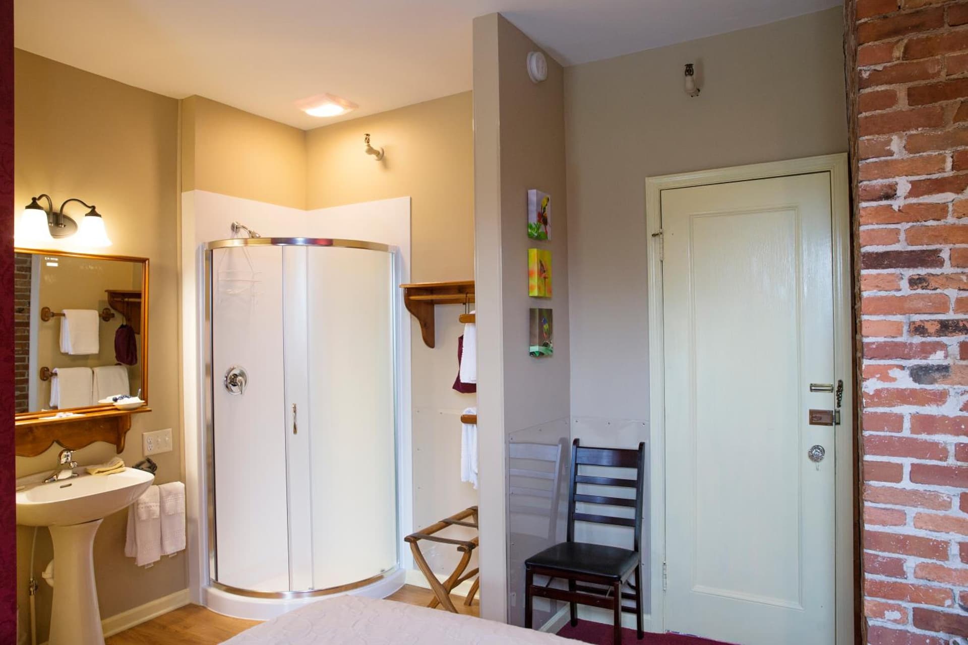 Sandaway Suites & Beach gallery photo in Oxford, MD — image 184