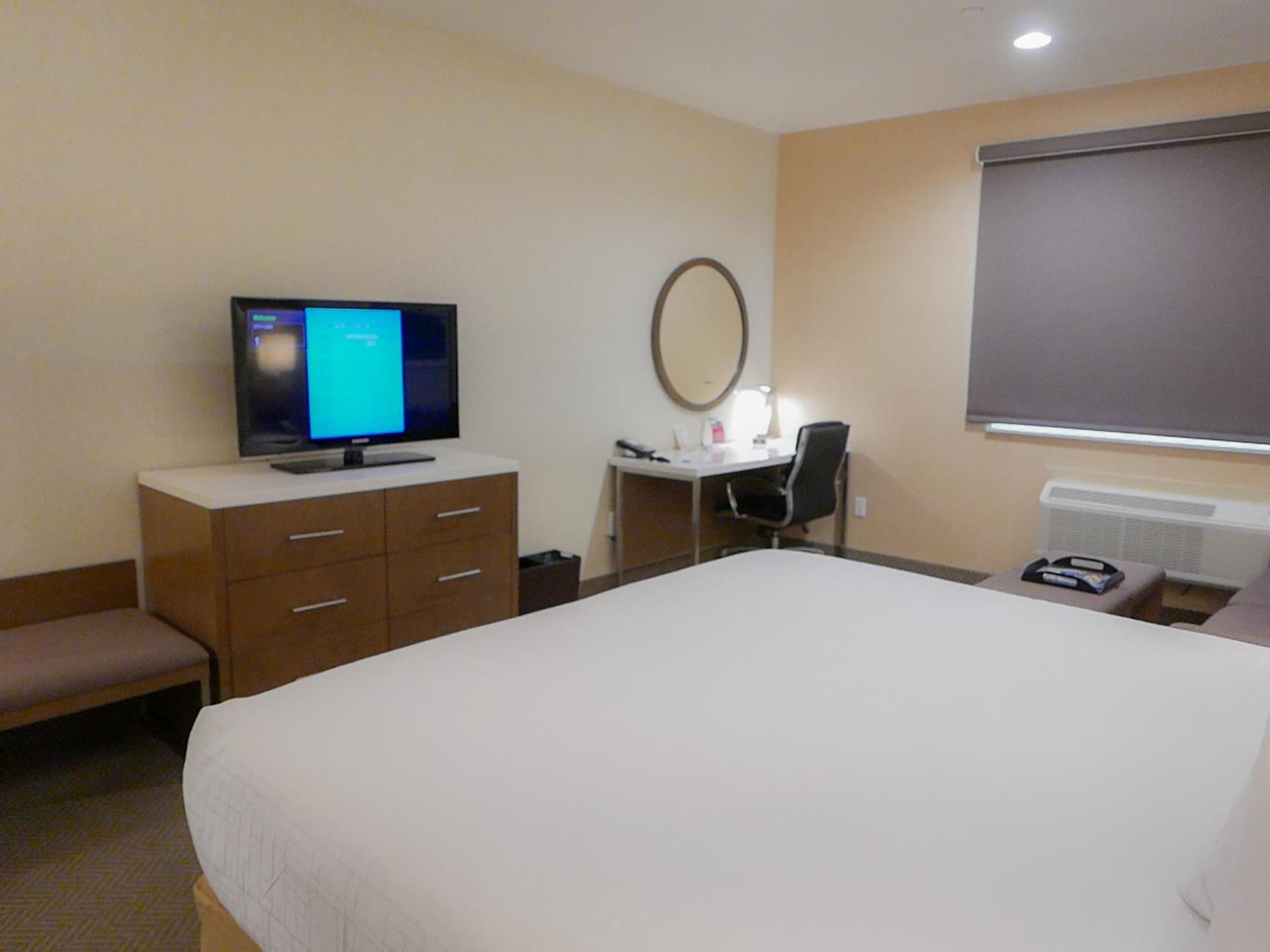 Wyndham Anaheim gallery photo in Anaheim, CA — image 17