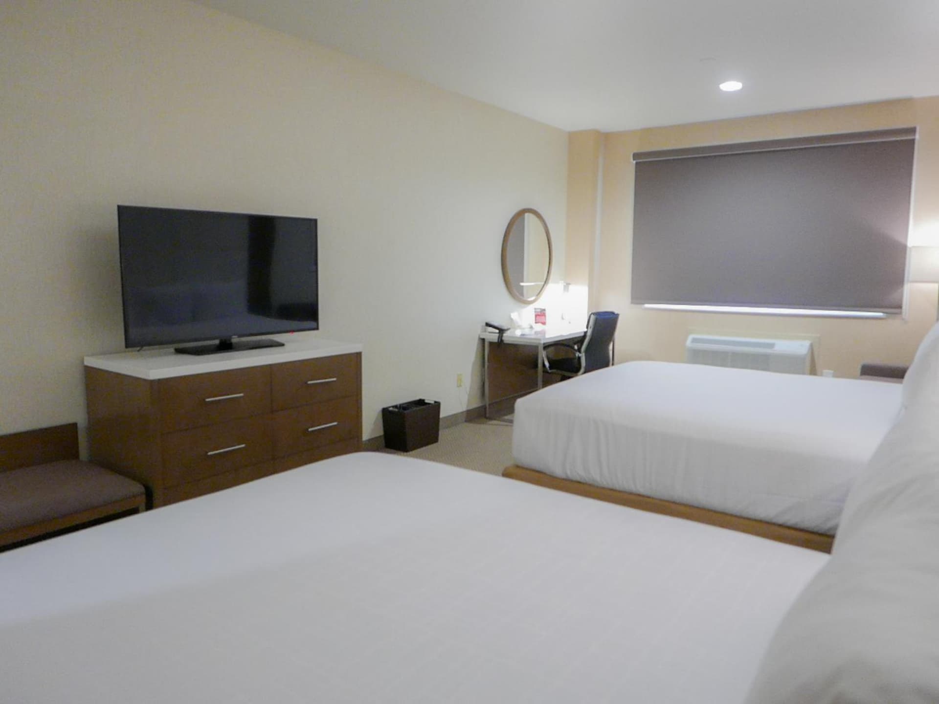Wyndham Anaheim gallery photo in Anaheim, CA — image 36