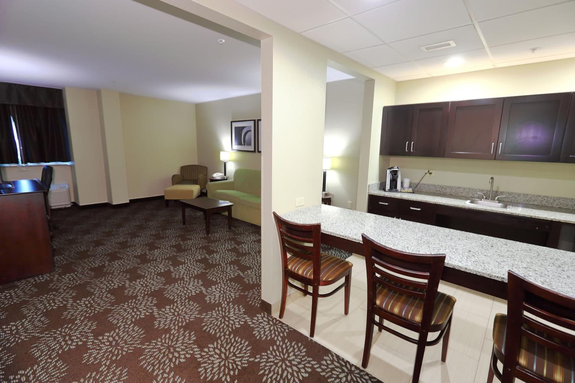 Holiday Inn Express Pittsburgh West - Greentree by IHG gallery photo in Pittsburgh, PA — image 18