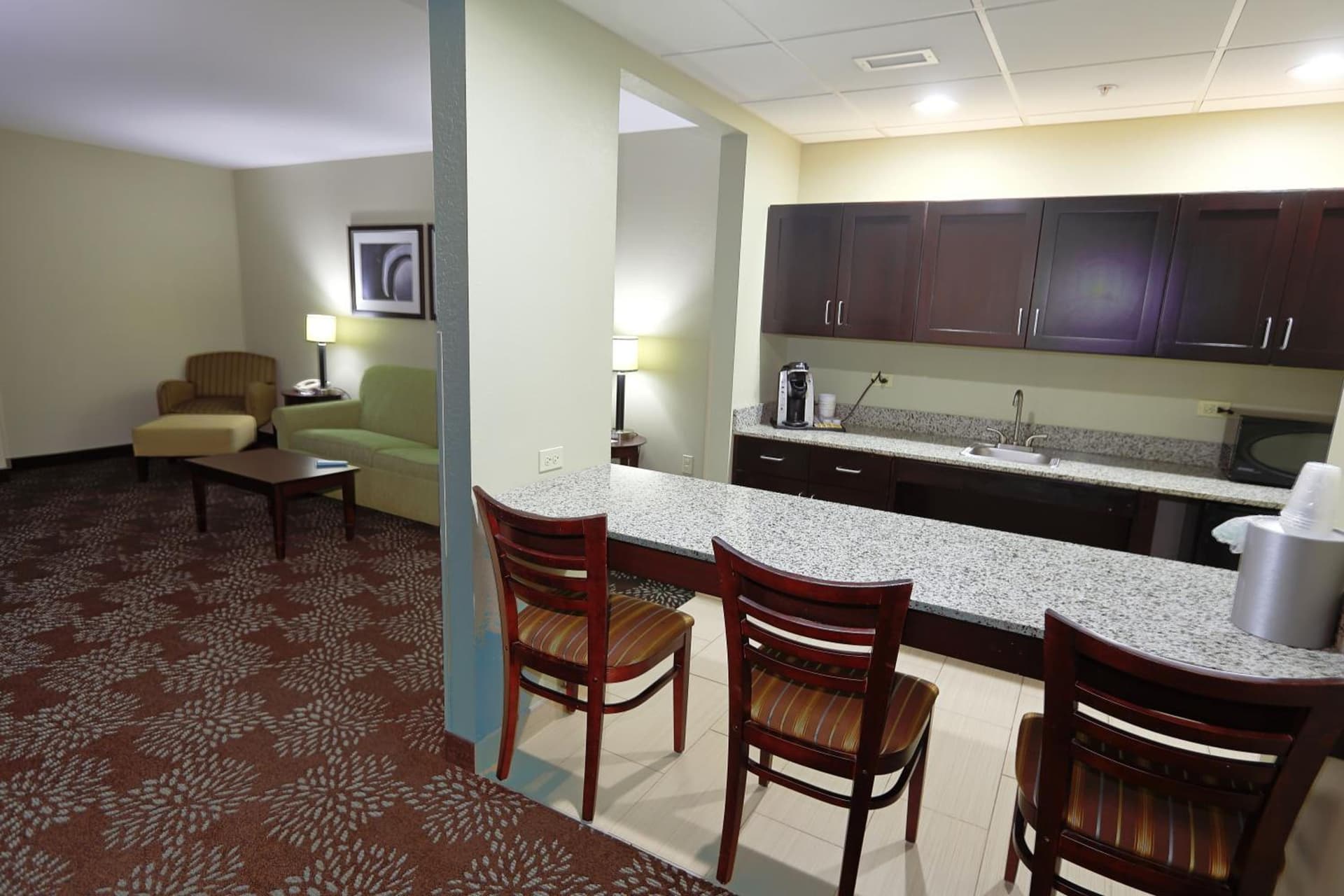Holiday Inn Express Pittsburgh West - Greentree by IHG gallery photo in Pittsburgh, PA — image 16