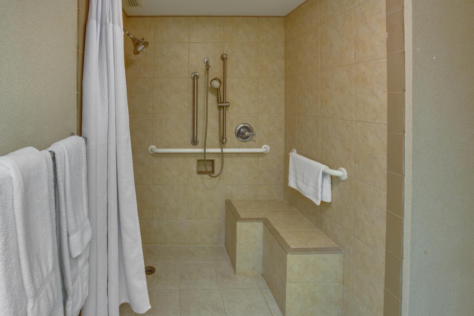 Crowne Plaza Executive Center Baton Rouge by IHG gallery photo in Baton Rouge, LA — image 28
