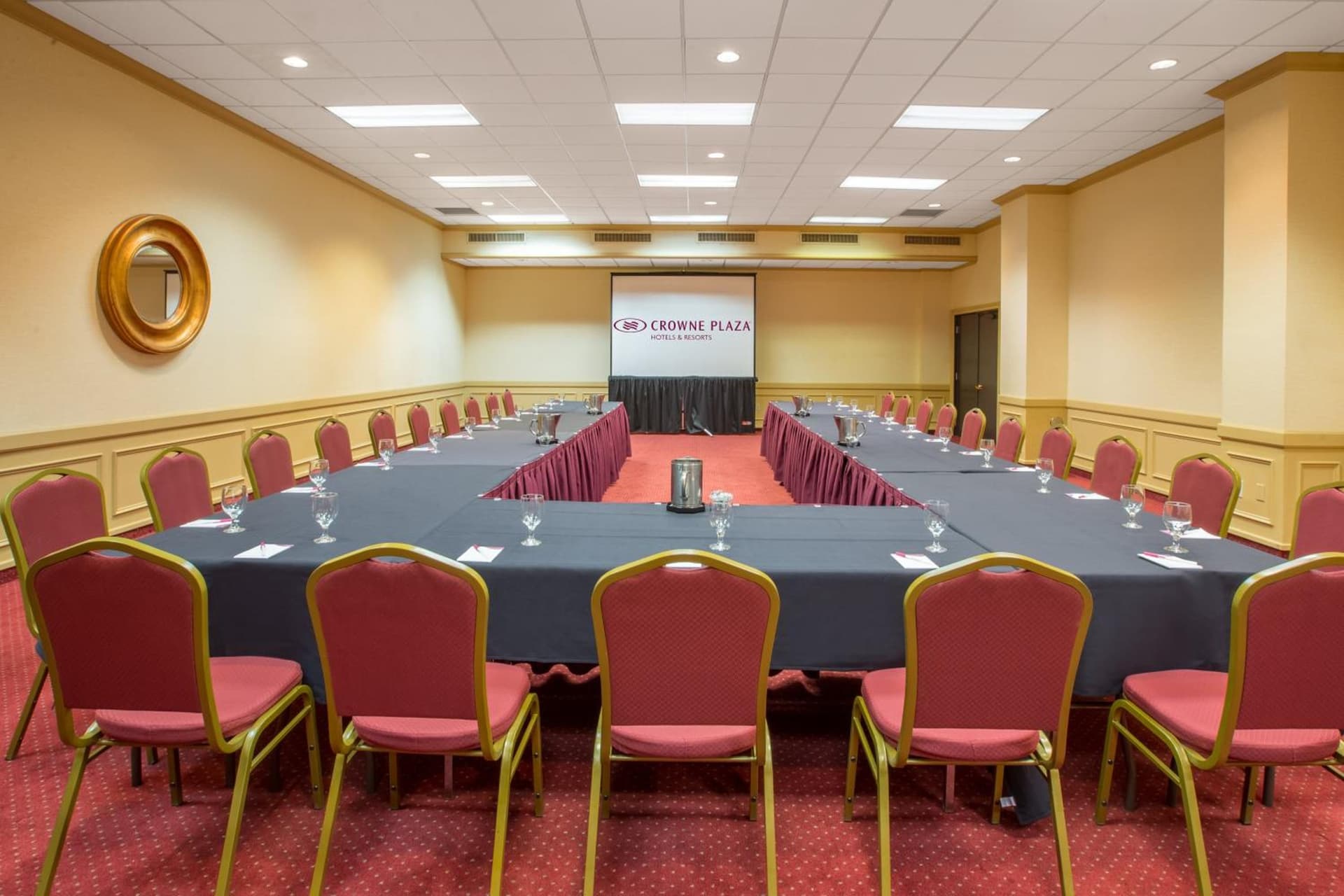 Crowne Plaza Cleveland Airport by IHG gallery photo in Middleburg Heights, OH — image 38