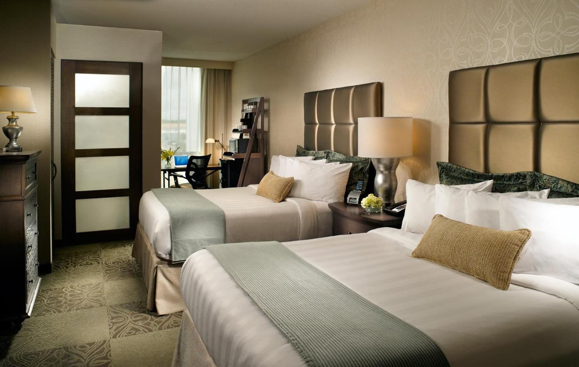 Crowne Plaza Charleston by IHG gallery photo in Charleston, SC — image 94