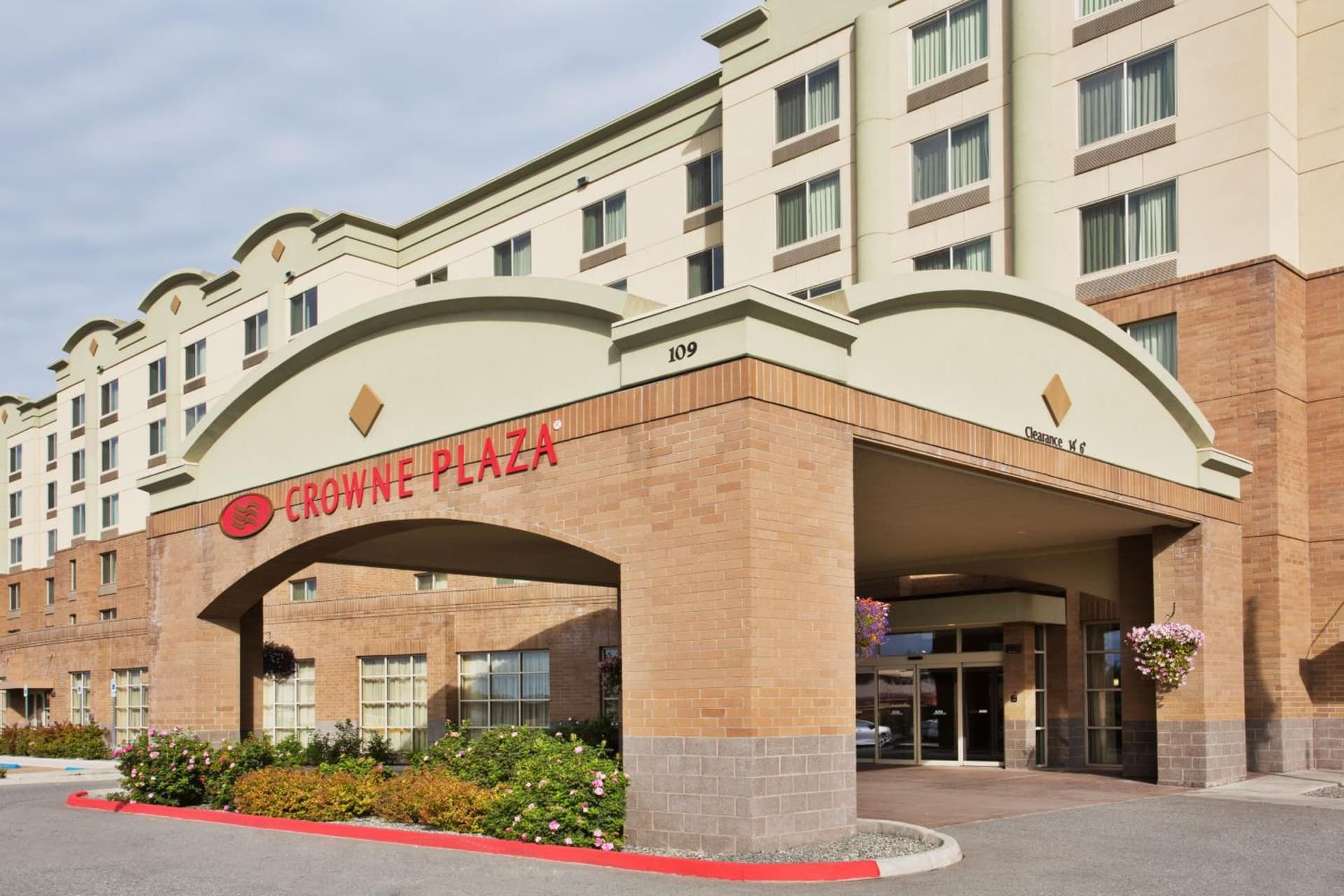 Crowne Plaza Anchorage-Midtown by IHG — hotel in Anchorage, Alaska