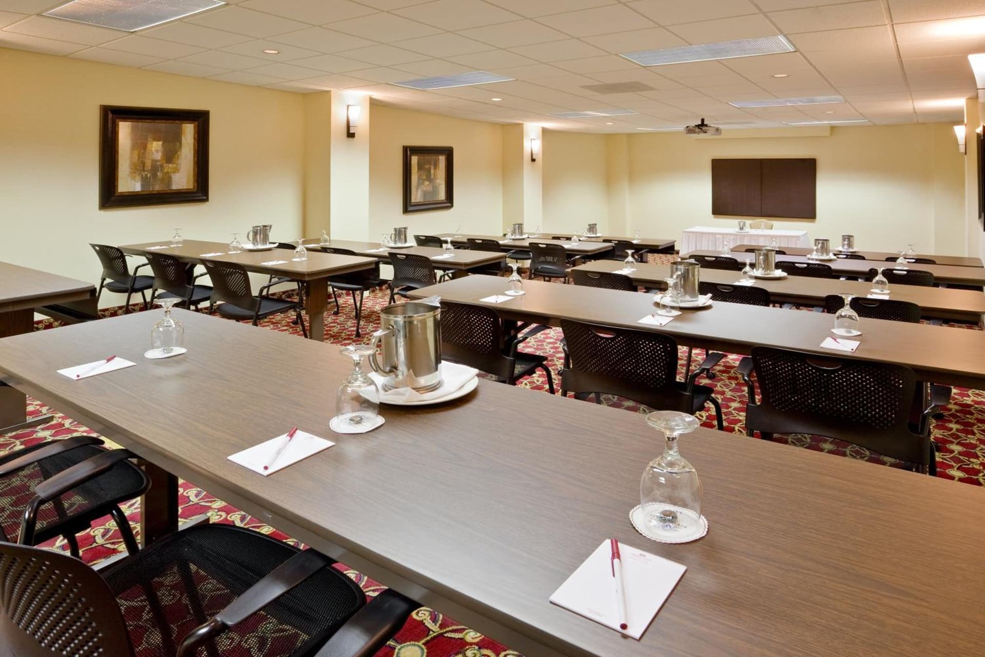 Crowne Plaza Cleveland Airport by IHG gallery photo in Middleburg Heights, OH — image 24