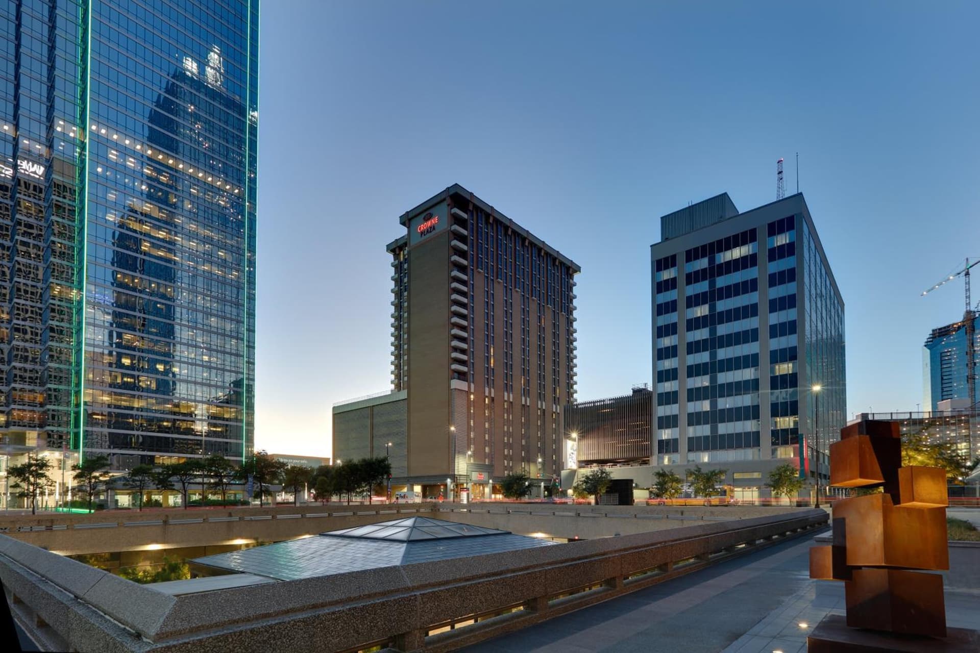Crowne Plaza Dallas Downtown by IHG gallery photo in Dallas, TX — image 10