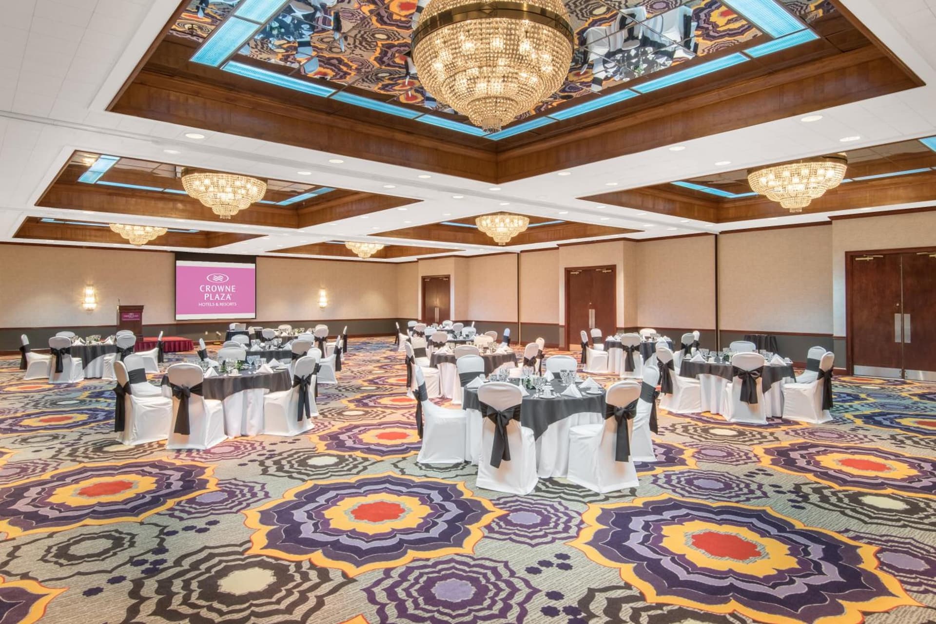 Crowne Plaza Hotel Hickory by IHG gallery photo in Hickory, NC — image 12