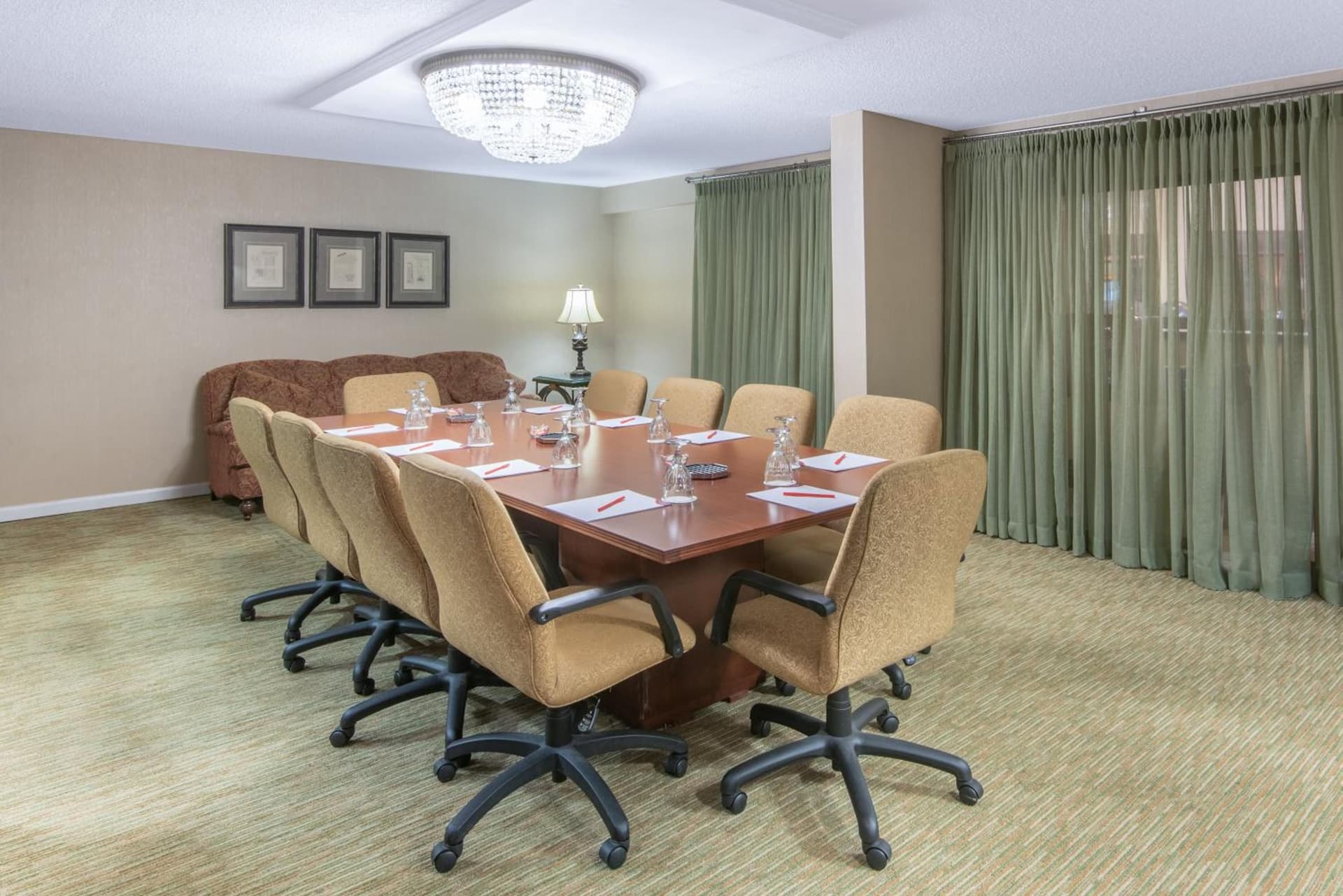 Crowne Plaza Hotel Hickory by IHG gallery photo in Hickory, NC — image 37