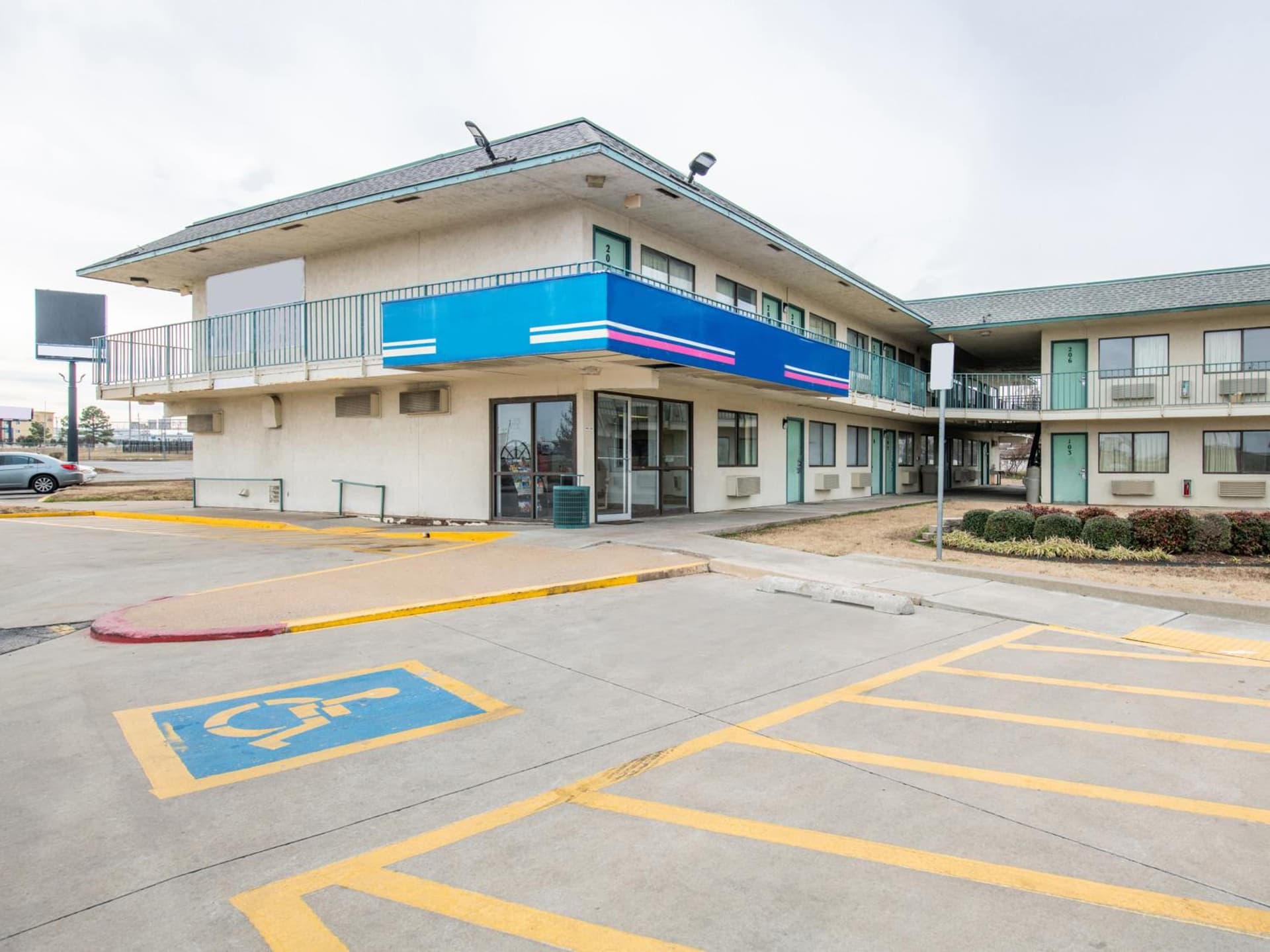 Regency Inn Tulsa featured exterior or lobby in Tulsa, OK — similar hotel