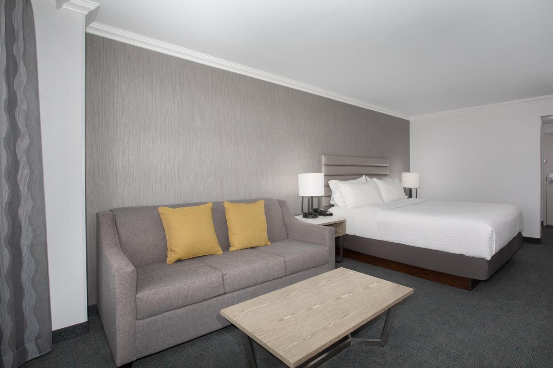 Crowne Plaza Costa Mesa Orange County by IHG gallery photo in Costa Mesa, CA — image 7