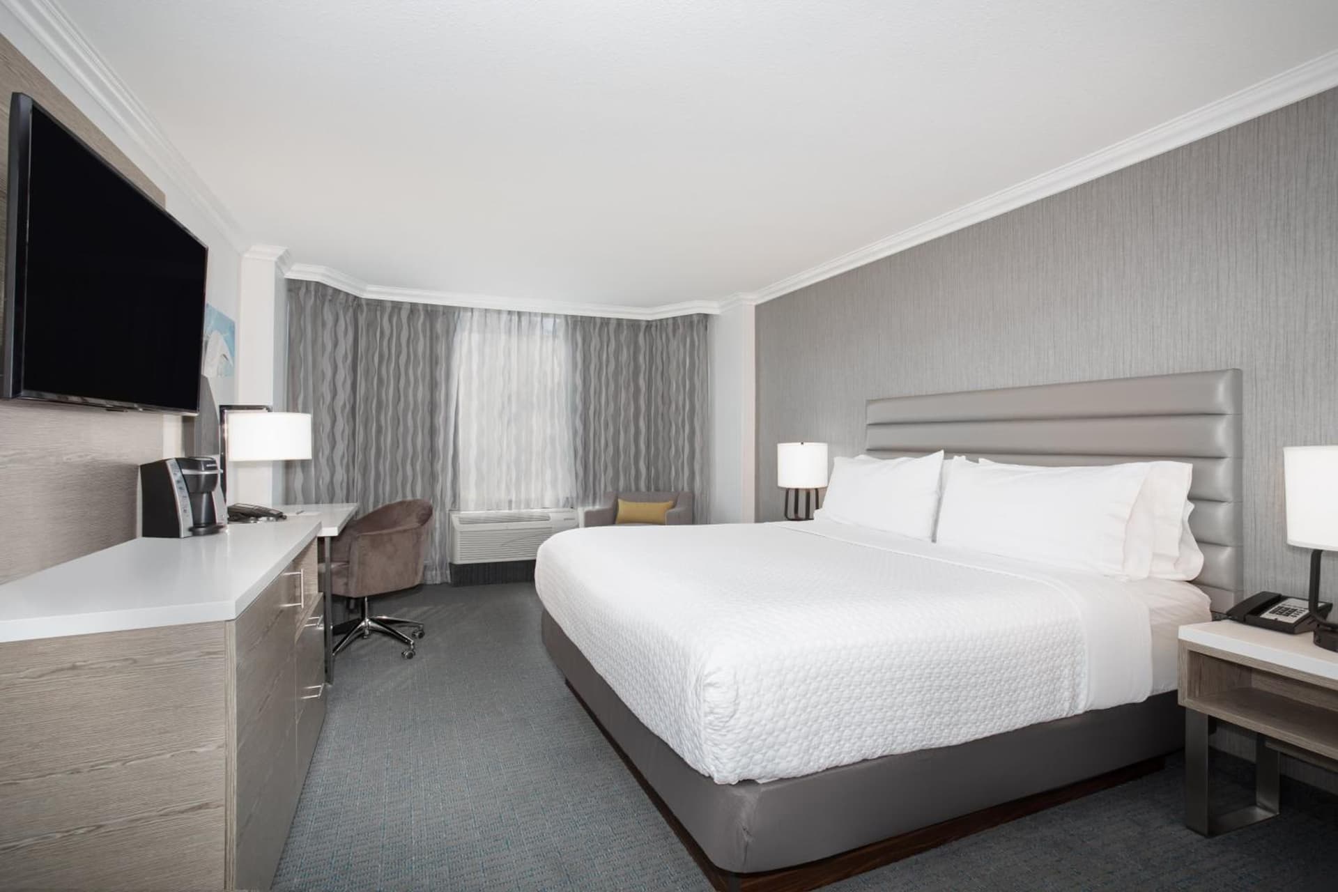 Crowne Plaza Costa Mesa Orange County by IHG gallery photo in Costa Mesa, CA — image 13