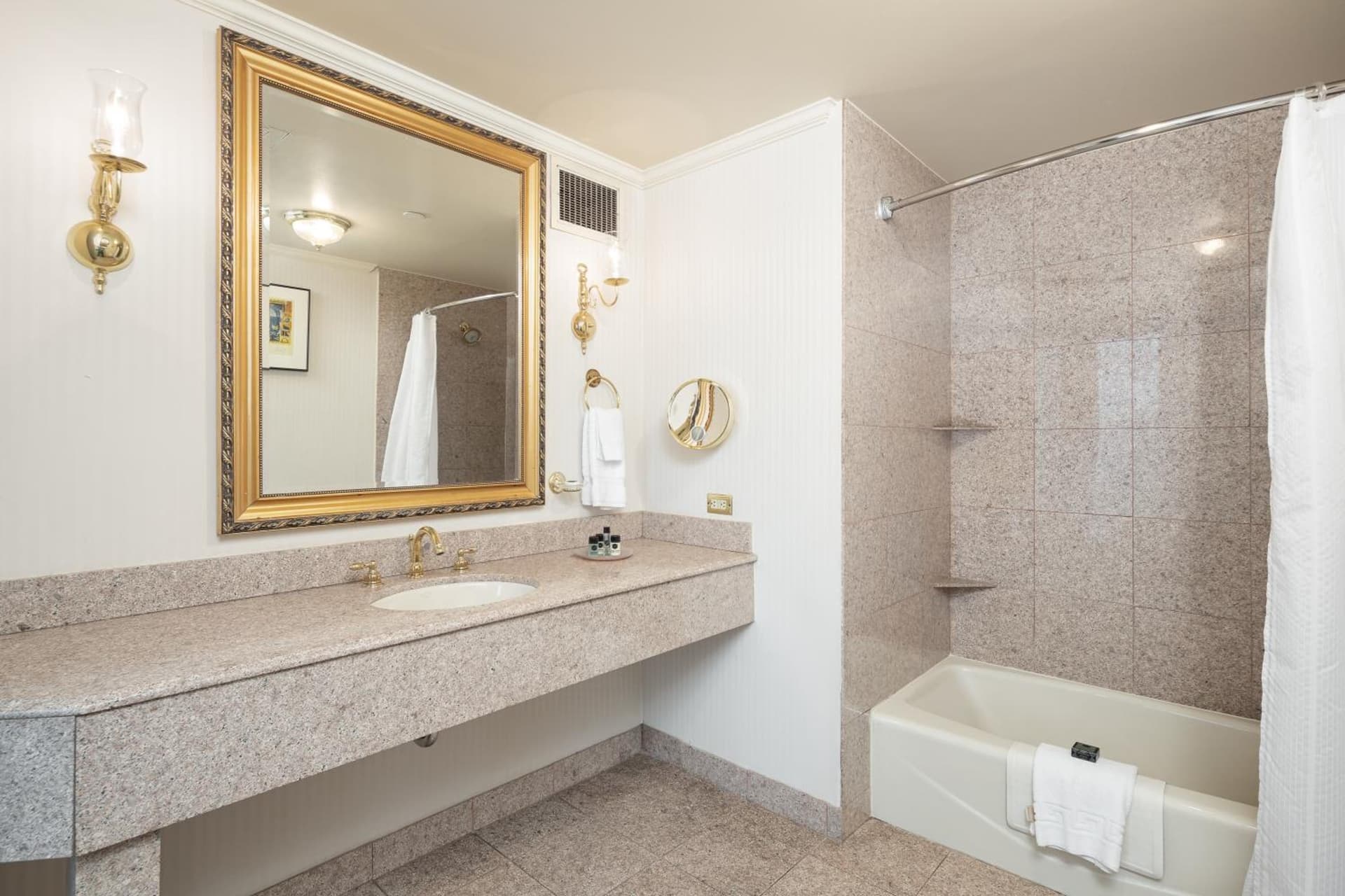 The Berkeley Richmond, Outset Collection by Hilton gallery photo in Richmond, VA — image 7