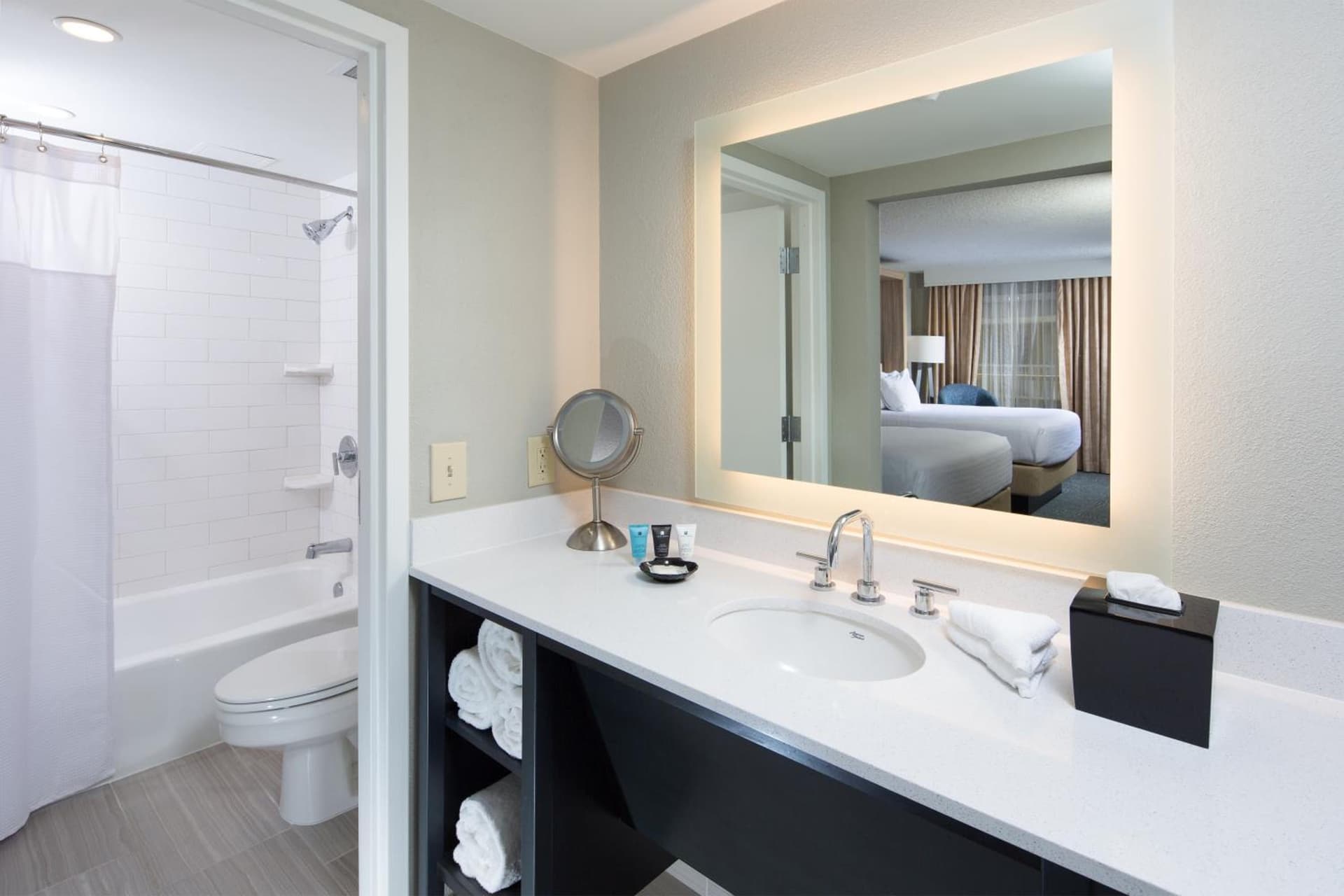 Crowne Plaza Melbourne-Oceanfront by IHG gallery photo in Melbourne, FL — image 25