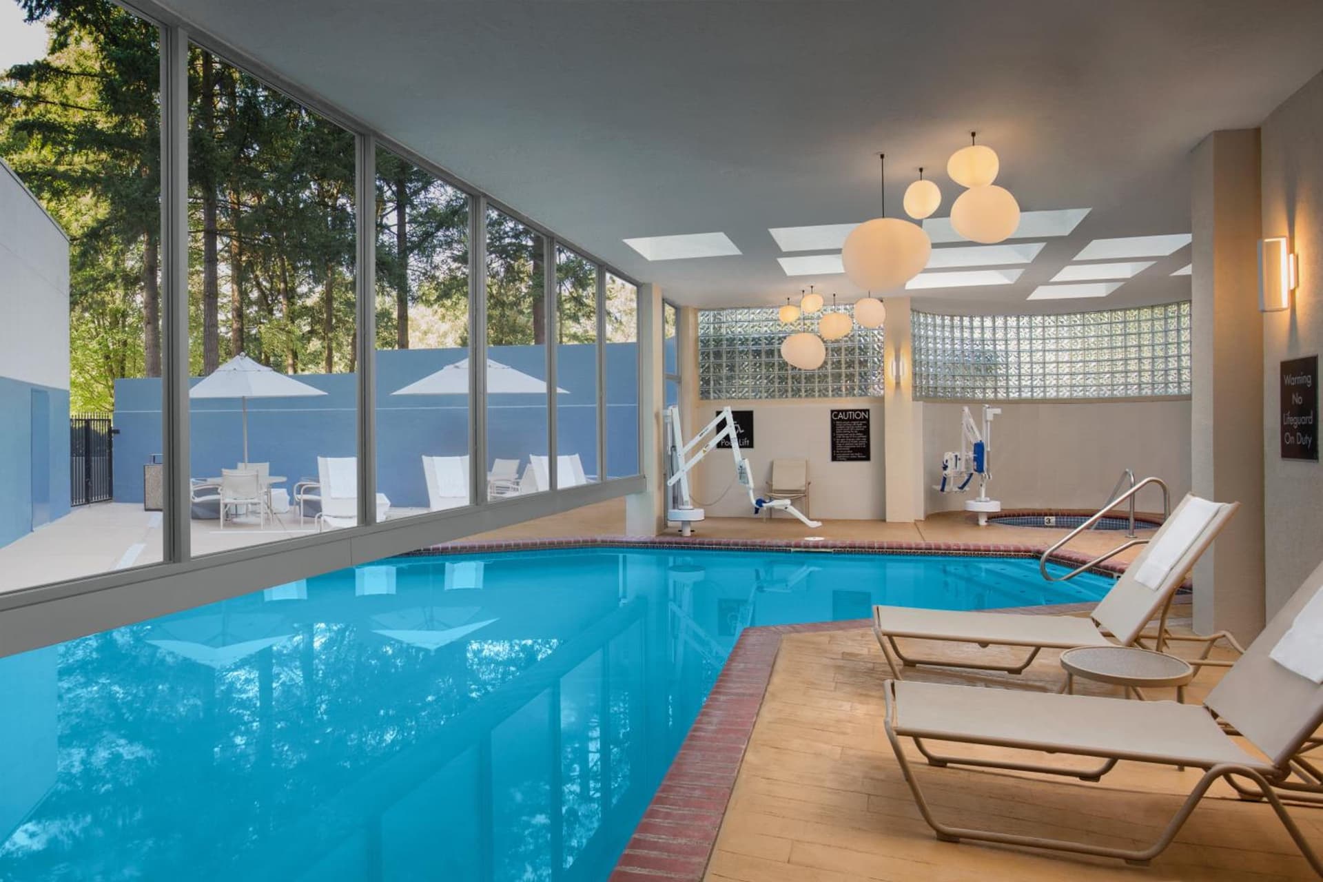 AC Hotel by Marriott Portland Lake Oswego gallery photo in Lake Oswego, OR — image 24