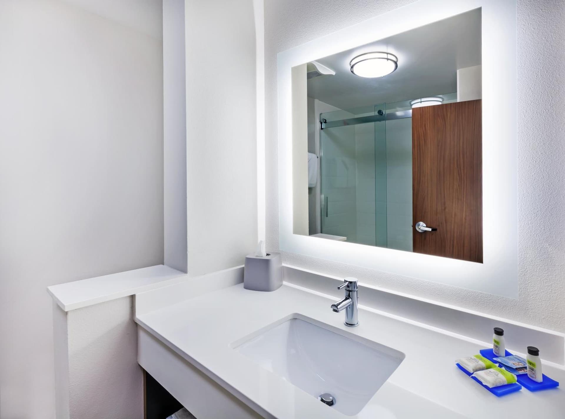 Holiday Inn Express & Suites Tulsa South - Woodland Hills by IHG gallery photo in Tulsa, OK — image 27