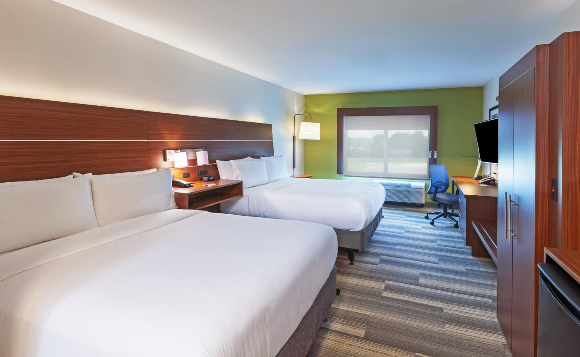 Holiday Inn Express & Suites Tulsa South - Woodland Hills by IHG interior in Tulsa, OK — gallery photo 2