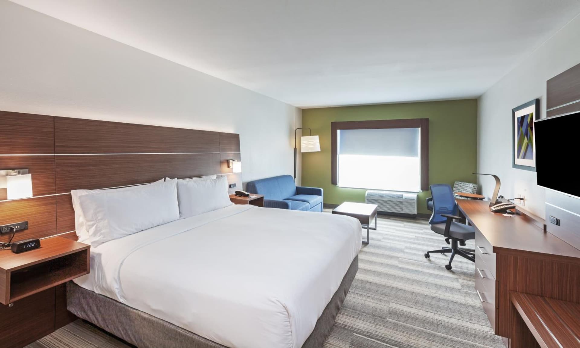 Holiday Inn Express & Suites Tulsa South - Woodland Hills by IHG property views in Tulsa, OK — gallery photo 3