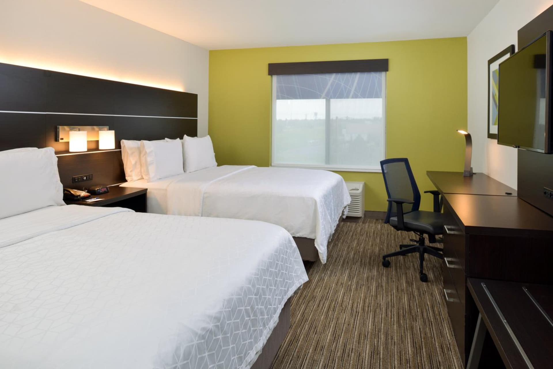 Holiday Inn Express & Suites Pueblo by IHG gallery photo in Pueblo, CO — image 41