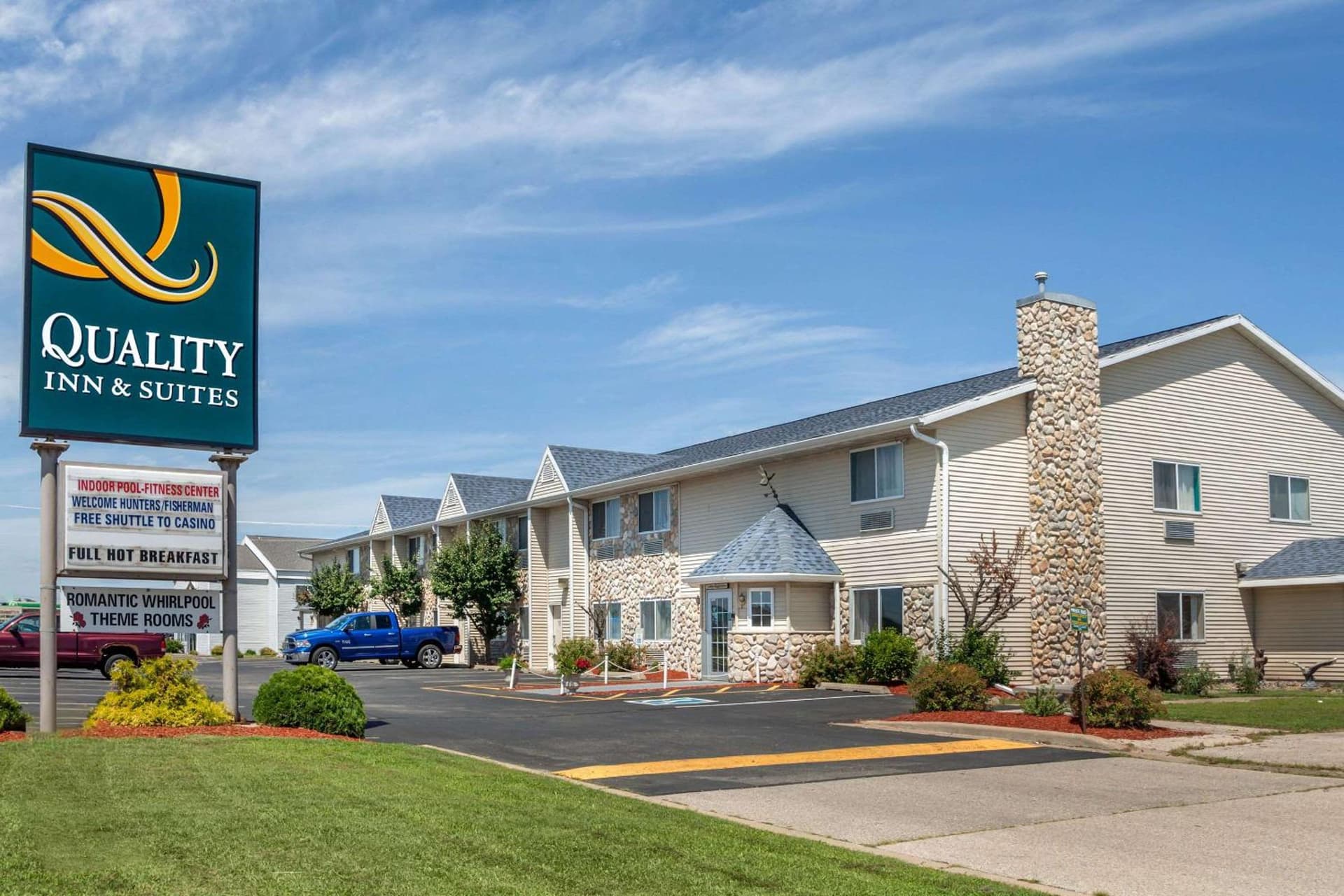 Quality Inn & Suites Prairie Du Chien featured exterior or lobby in Prairie du Chien, WI — similar hotel