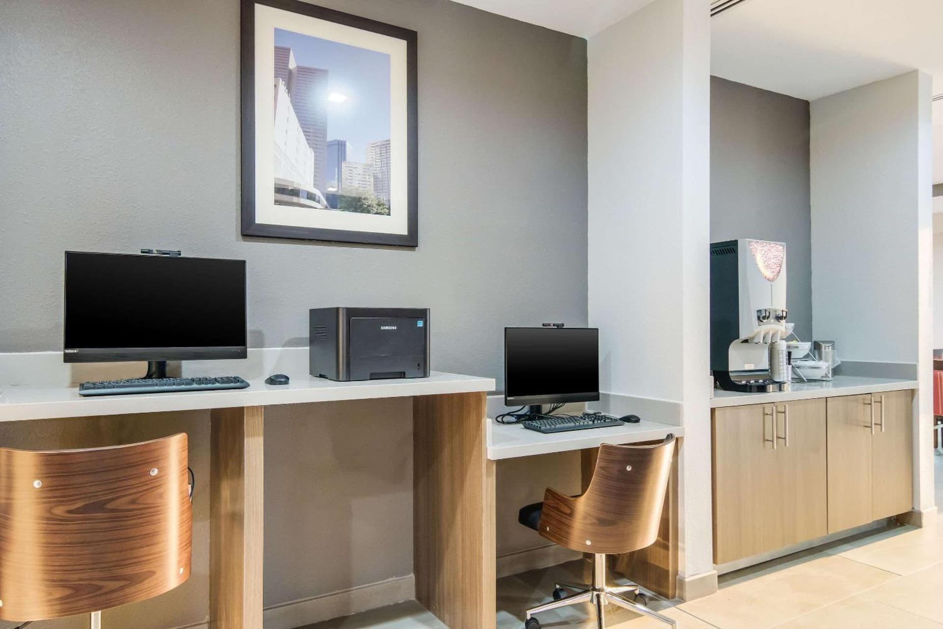 Comfort Suites DeSoto Dallas South gallery photo in DeSoto, TX — image 41