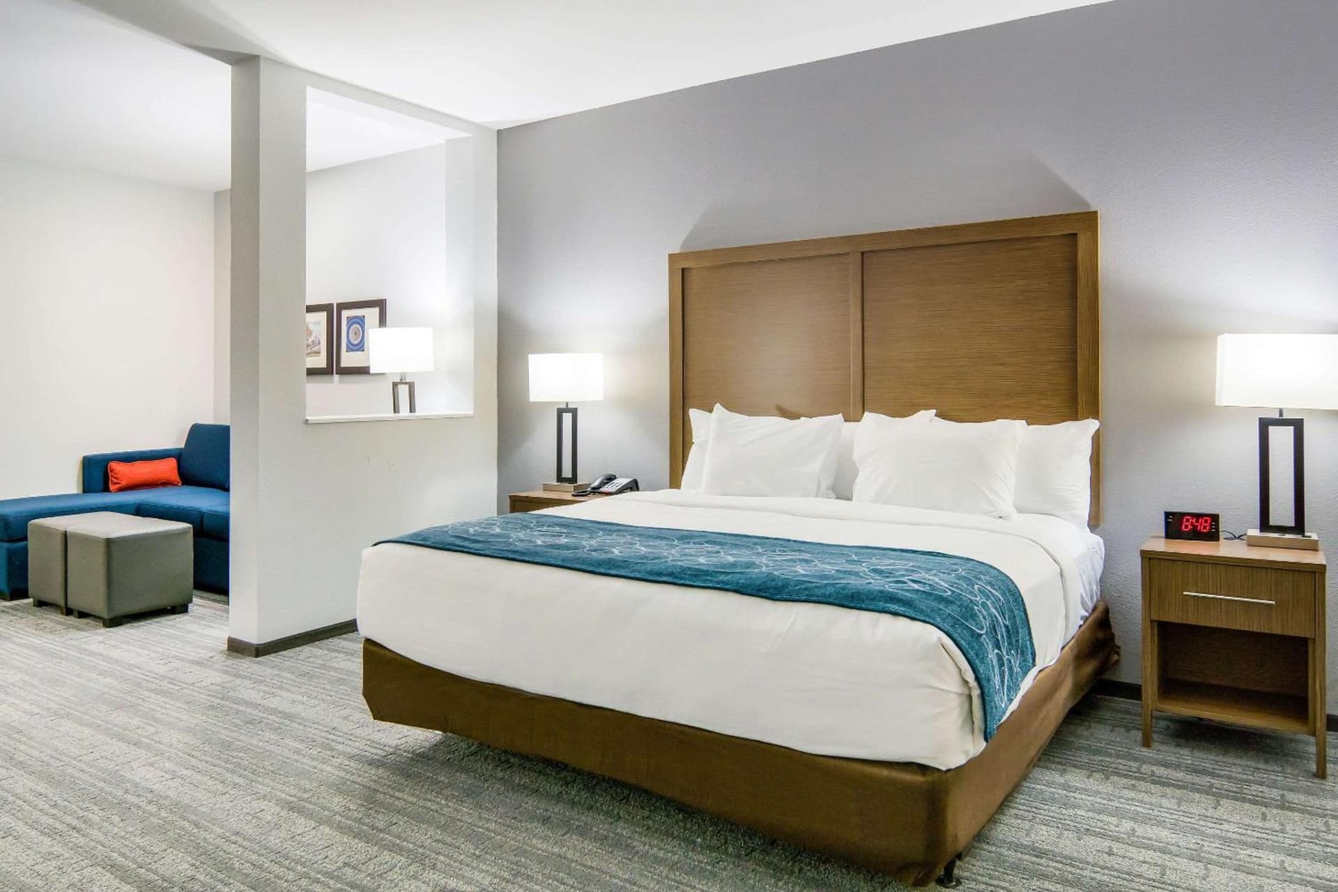 Comfort Suites DeSoto Dallas South gallery photo in DeSoto, TX — image 4