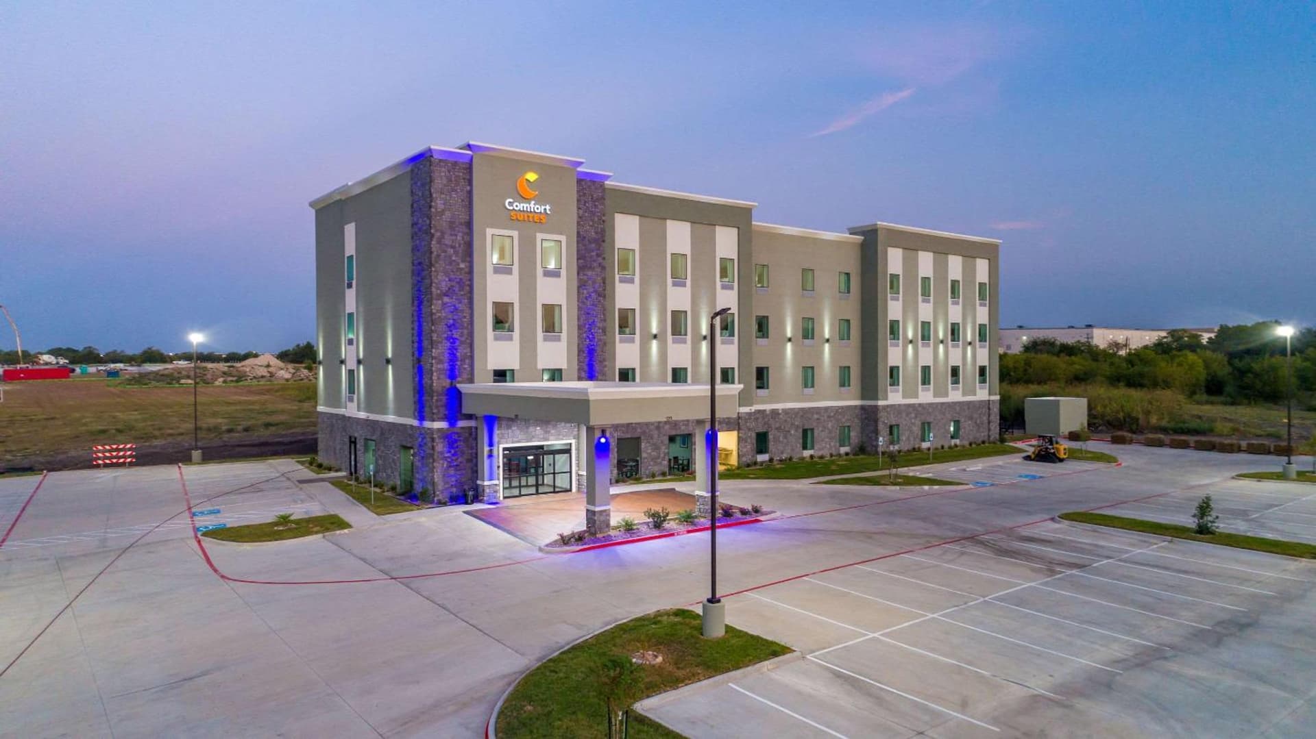 Comfort Suites DeSoto Dallas South gallery photo in DeSoto, TX — image 24
