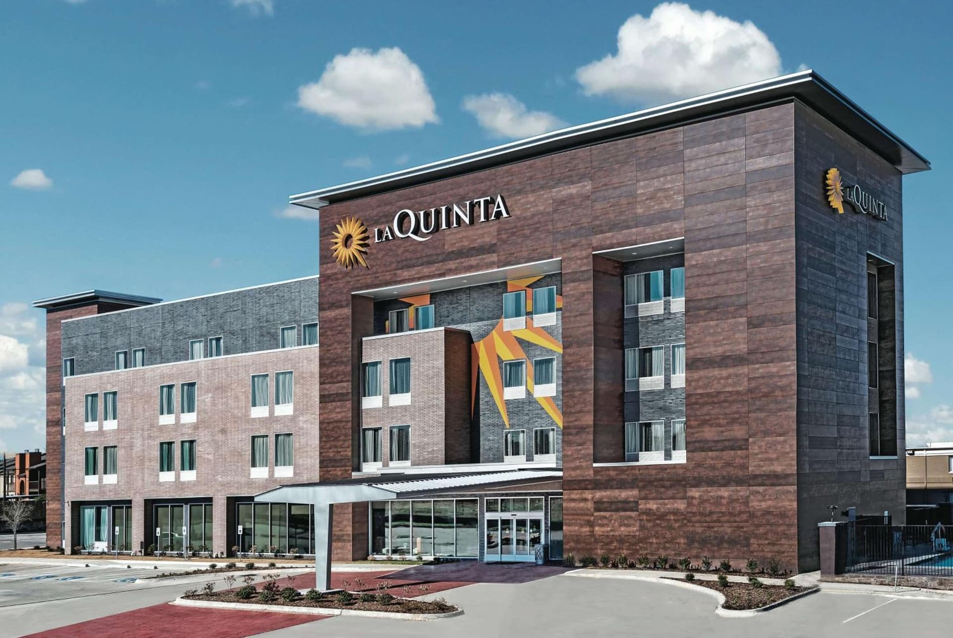 La Quinta by Wyndham Dallas Grand Prairie North — hotel in Grand Prairie, Texas