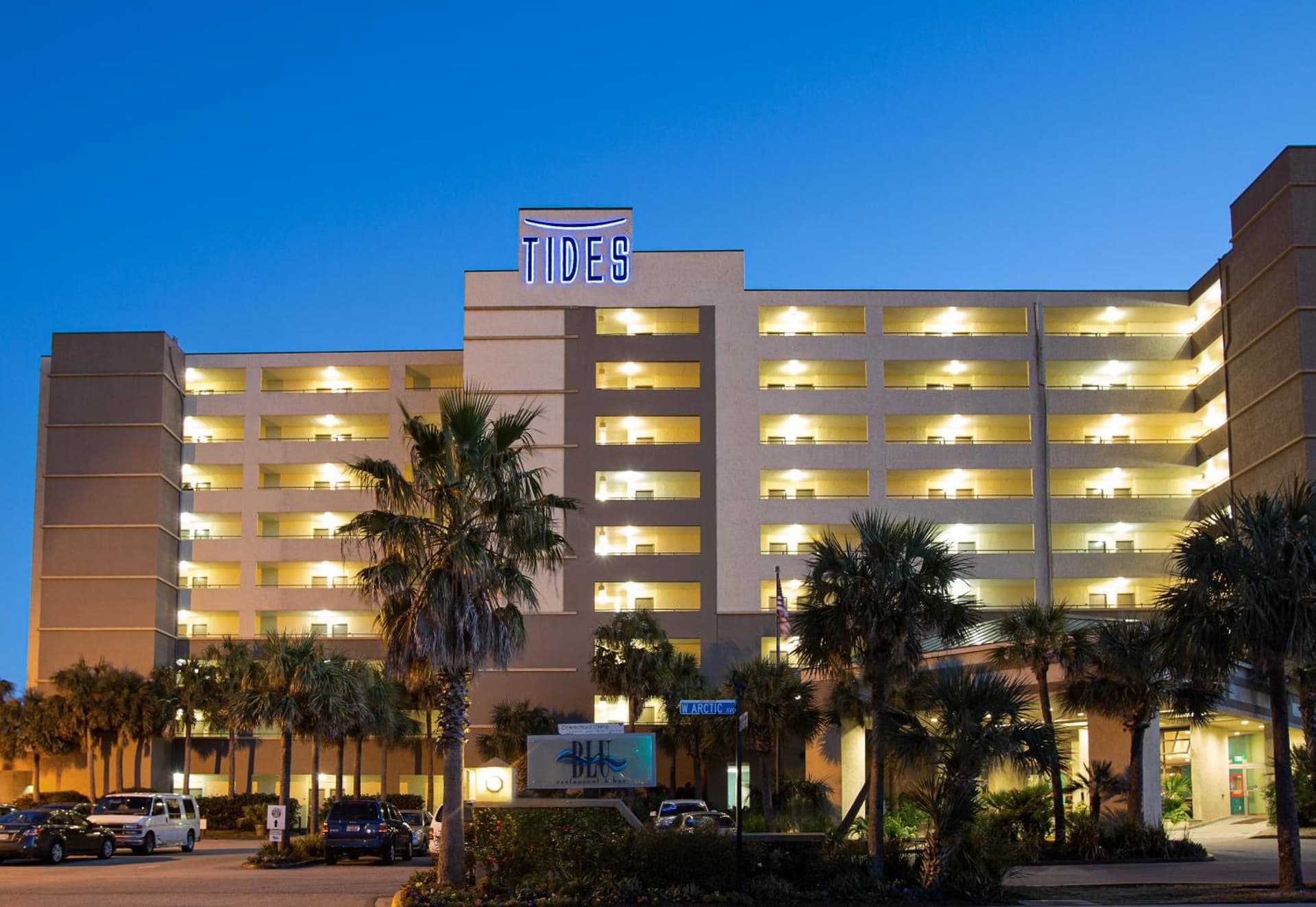 Tides Folly Beach, Charleston's Oceanfront Hotel — hotel in Folly Beach, South Carolina