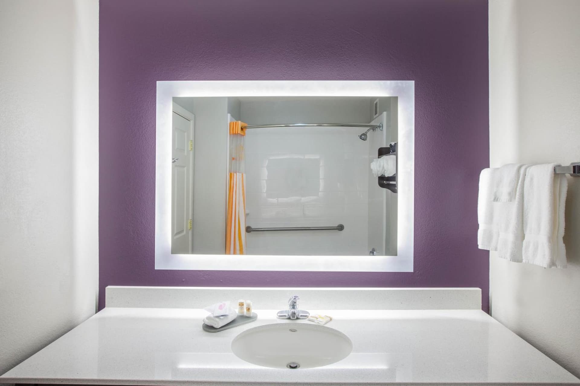 La Quinta by Wyndham Lubbock North gallery photo in Lubbock, TX — image 13