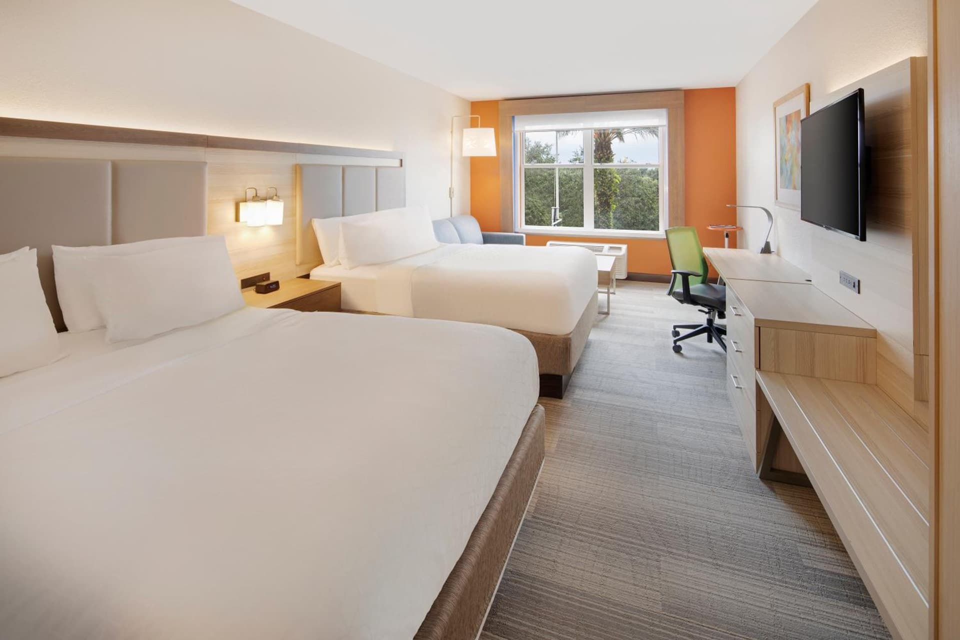 Holiday Inn Express & Suites S Lake Buena Vista by IHG gallery photo in Kissimmee, FL — image 23