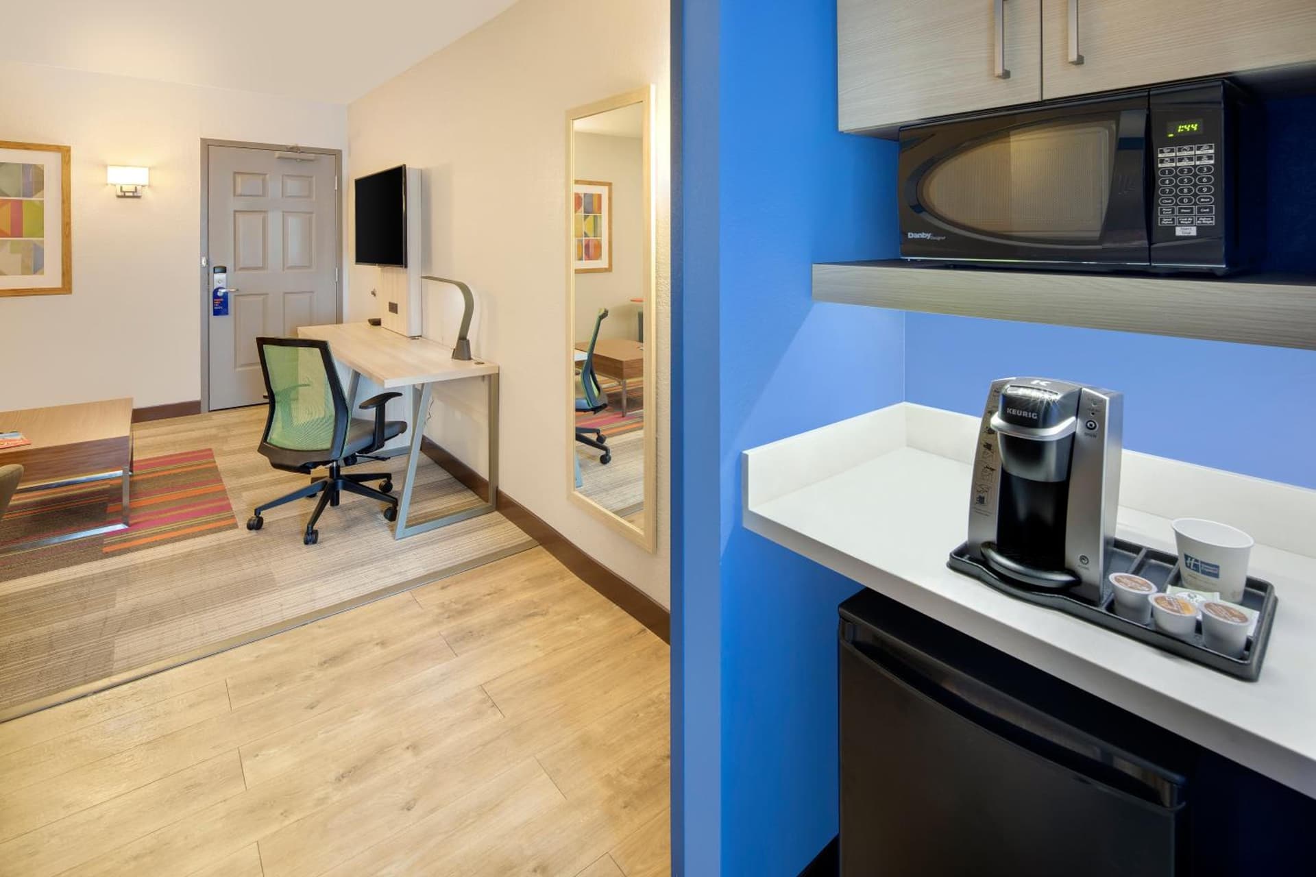 Holiday Inn Express & Suites S Lake Buena Vista by IHG gallery photo in Kissimmee, FL — image 22