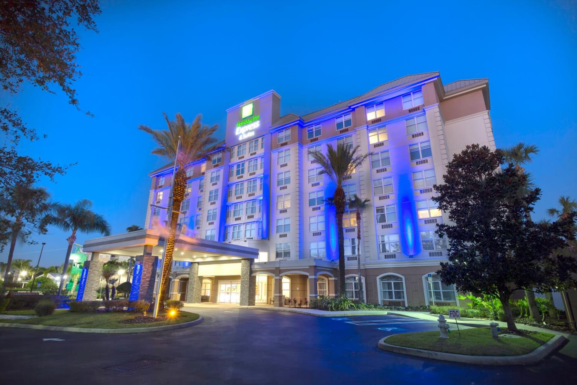 Holiday Inn Express & Suites S Lake Buena Vista by IHG gallery photo in Kissimmee, FL — image 39