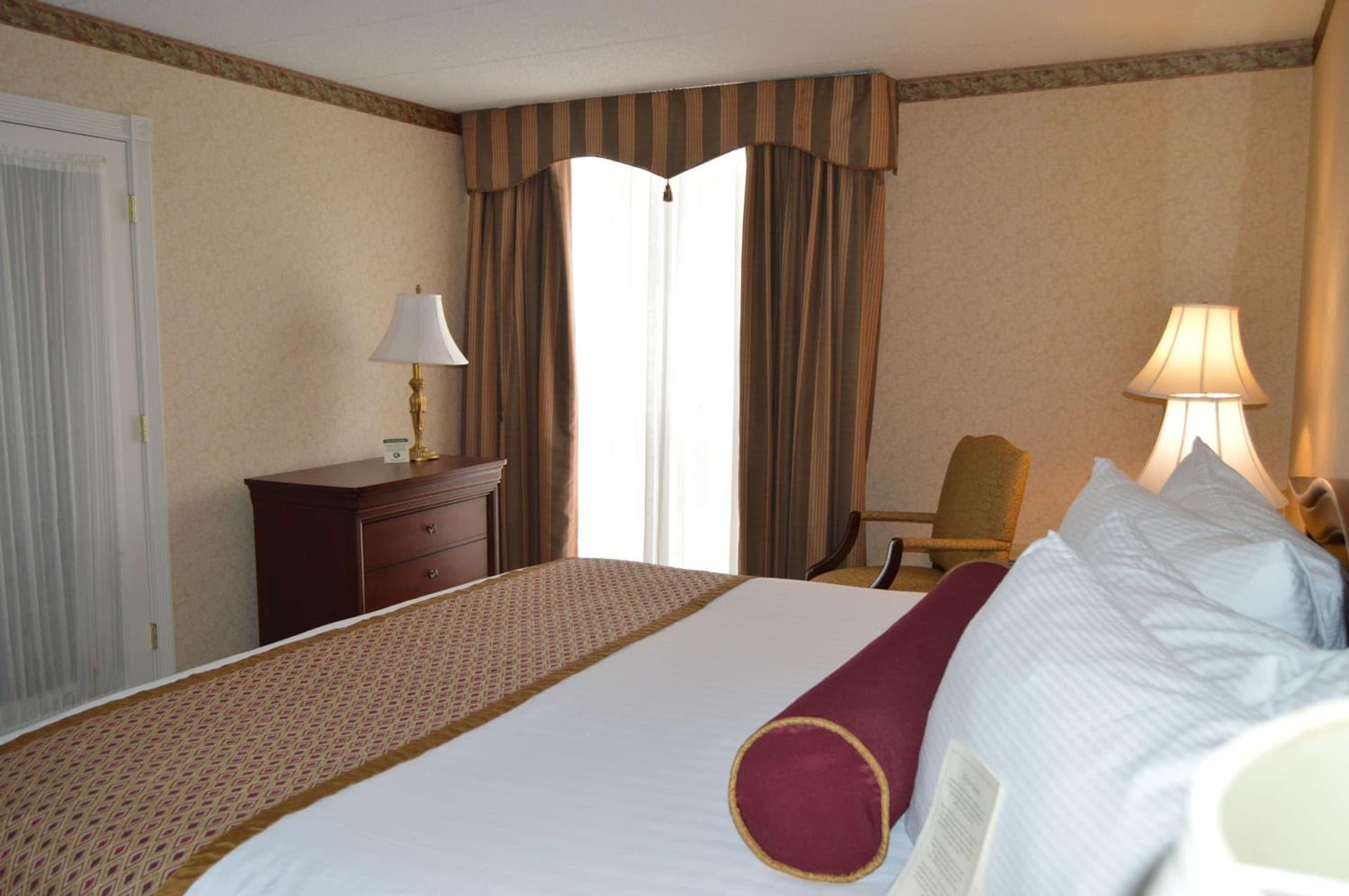 Best Western Plus Genetti Wilkes Barre interior in Wilkes-Barre, PA — gallery photo 2